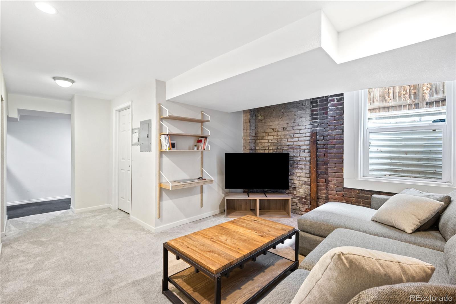 MLS Image #24 for 1061 n emerson street 101,denver, Colorado