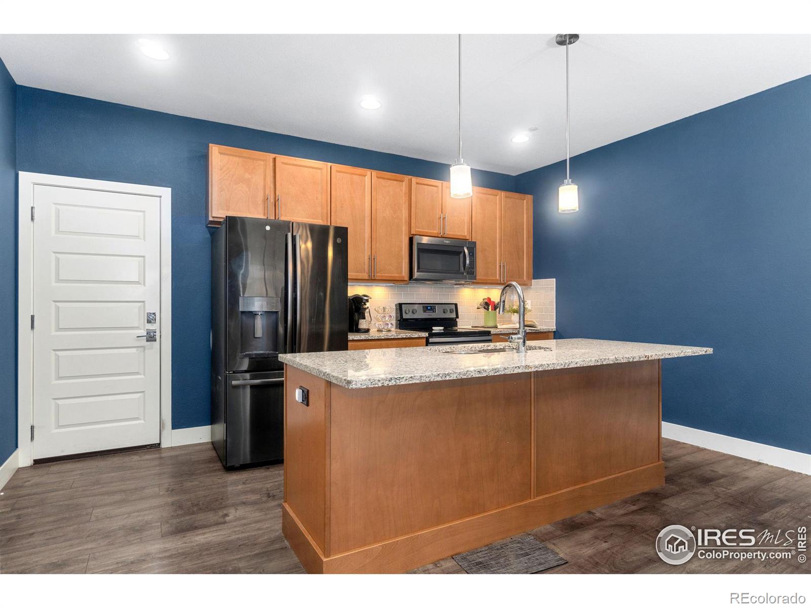 MLS Image #7 for 19581 e sunset circle,aurora, Colorado