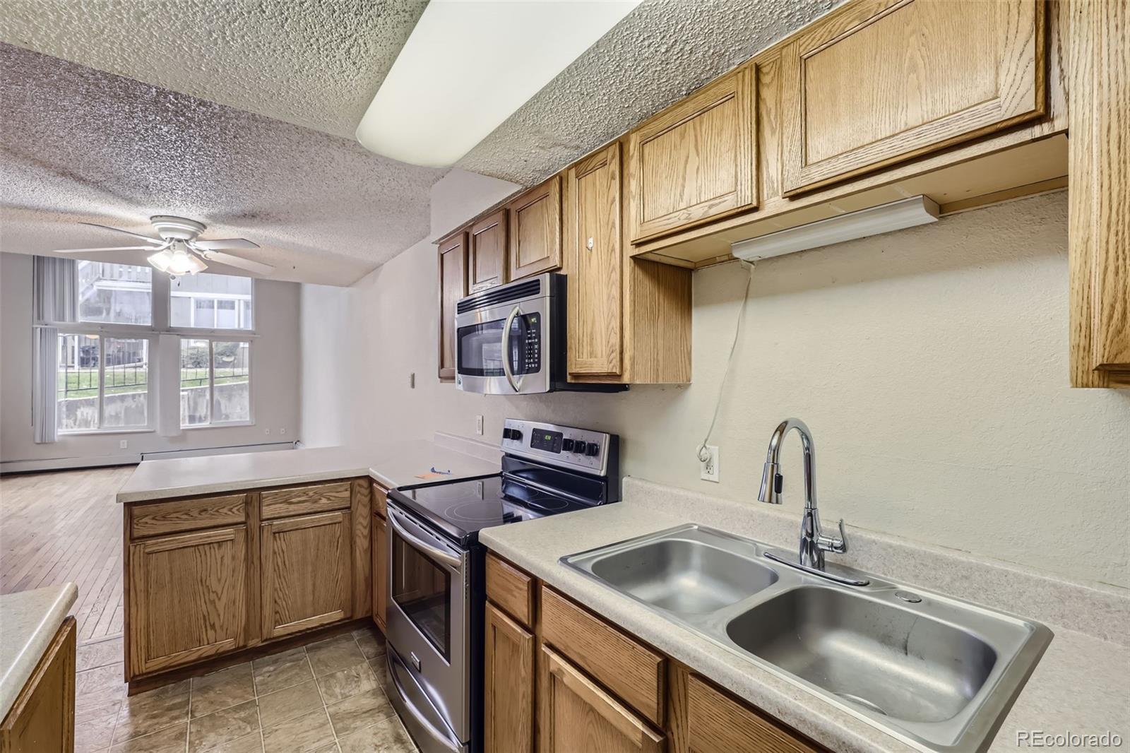 MLS Image #5 for 857 s van gordon court,lakewood, Colorado