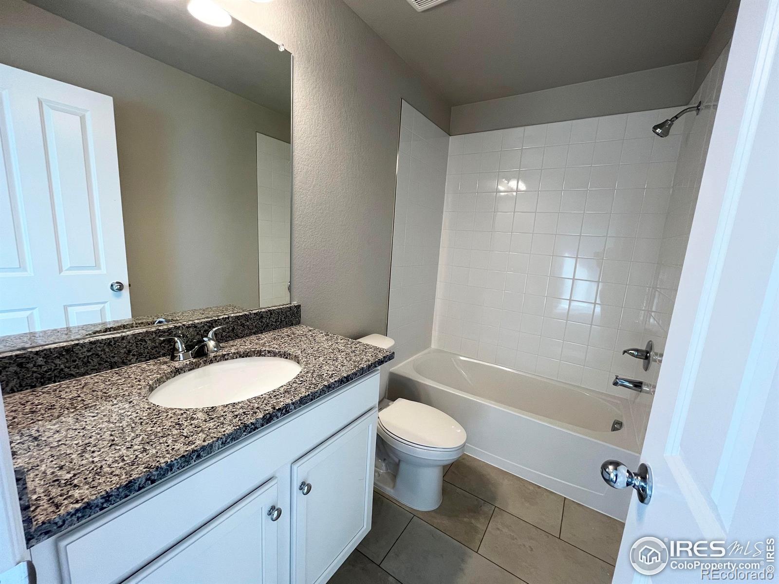 MLS Image #27 for 226  shoveler way,johnstown, Colorado