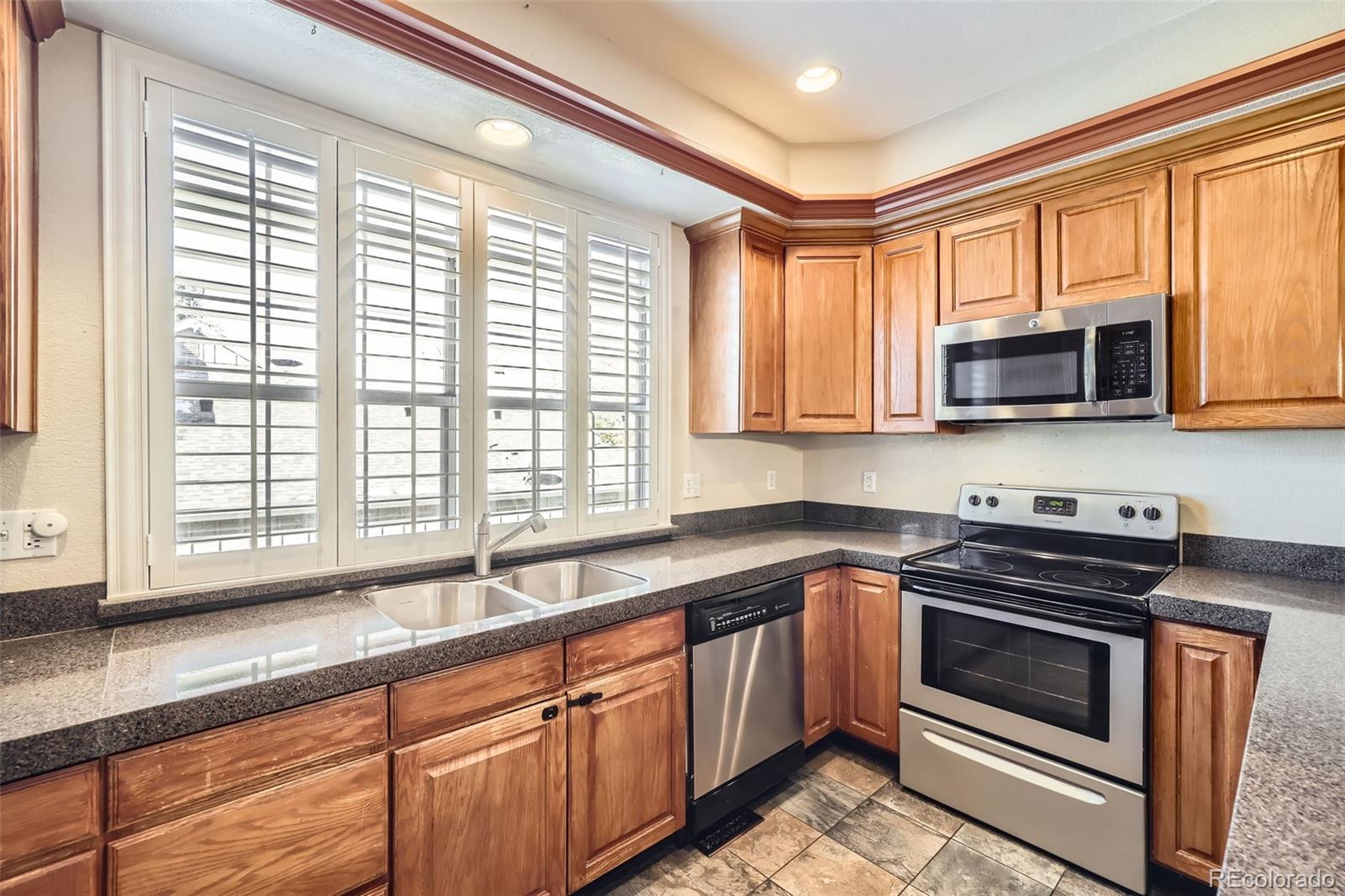 MLS Image #11 for 2996 w long drive,littleton, Colorado