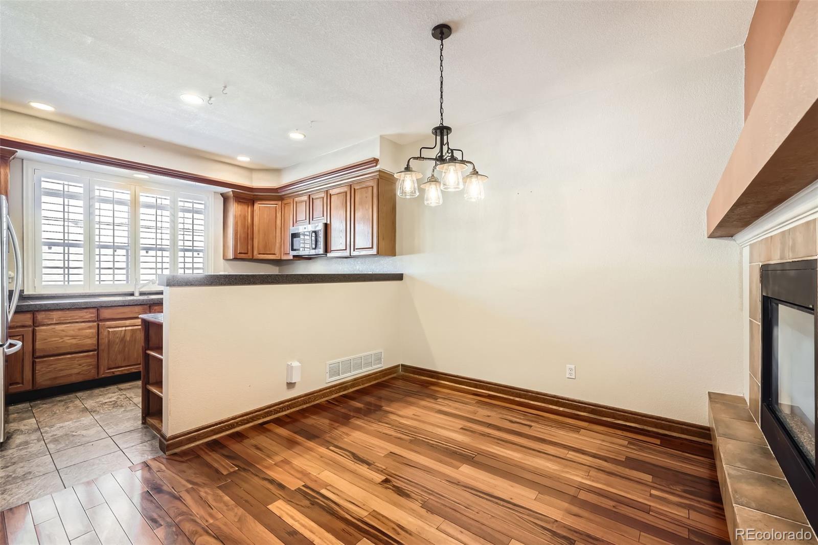 MLS Image #9 for 2996 w long drive,littleton, Colorado