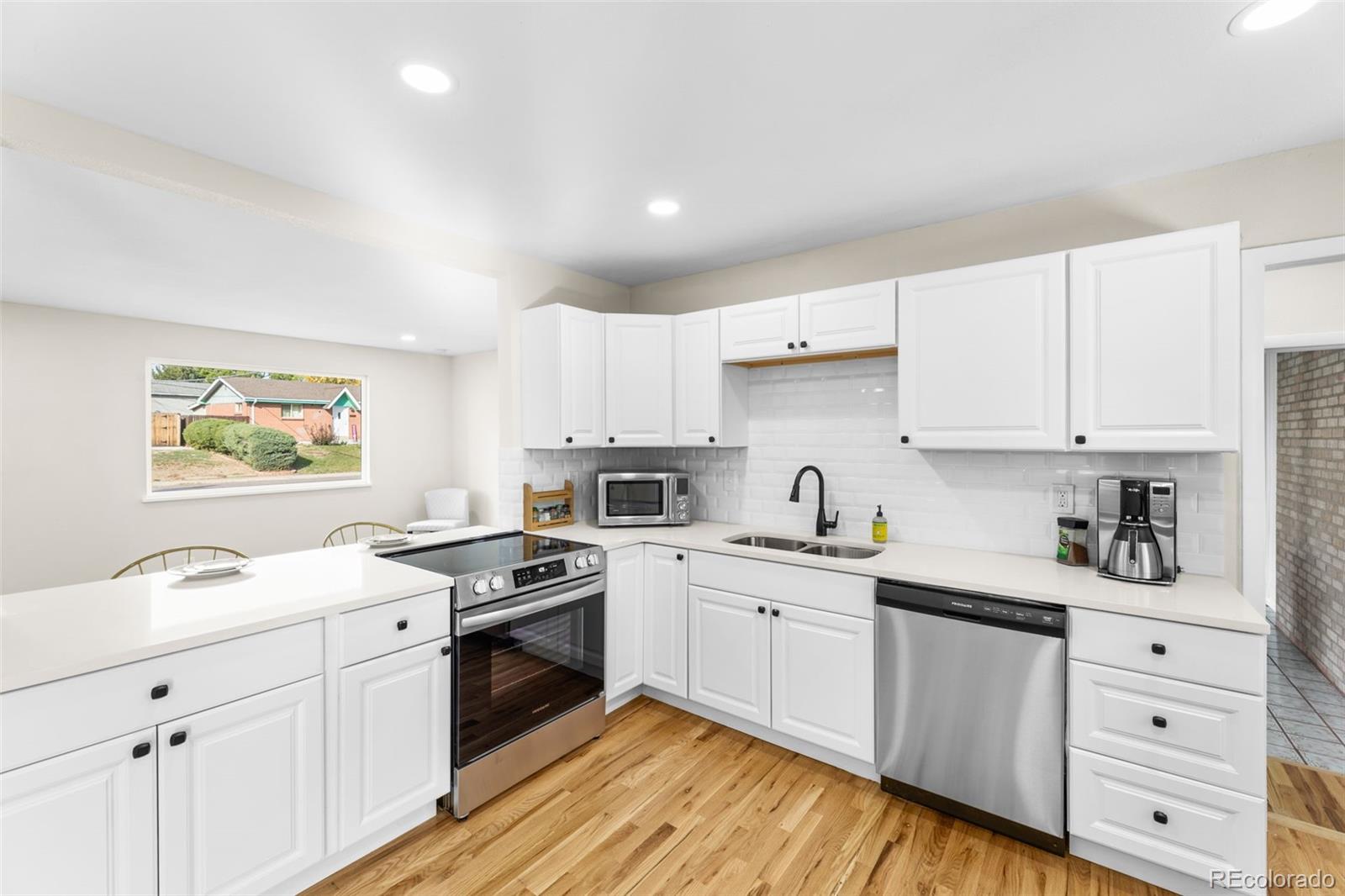 MLS Image #12 for 8420  dawson drive,denver, Colorado