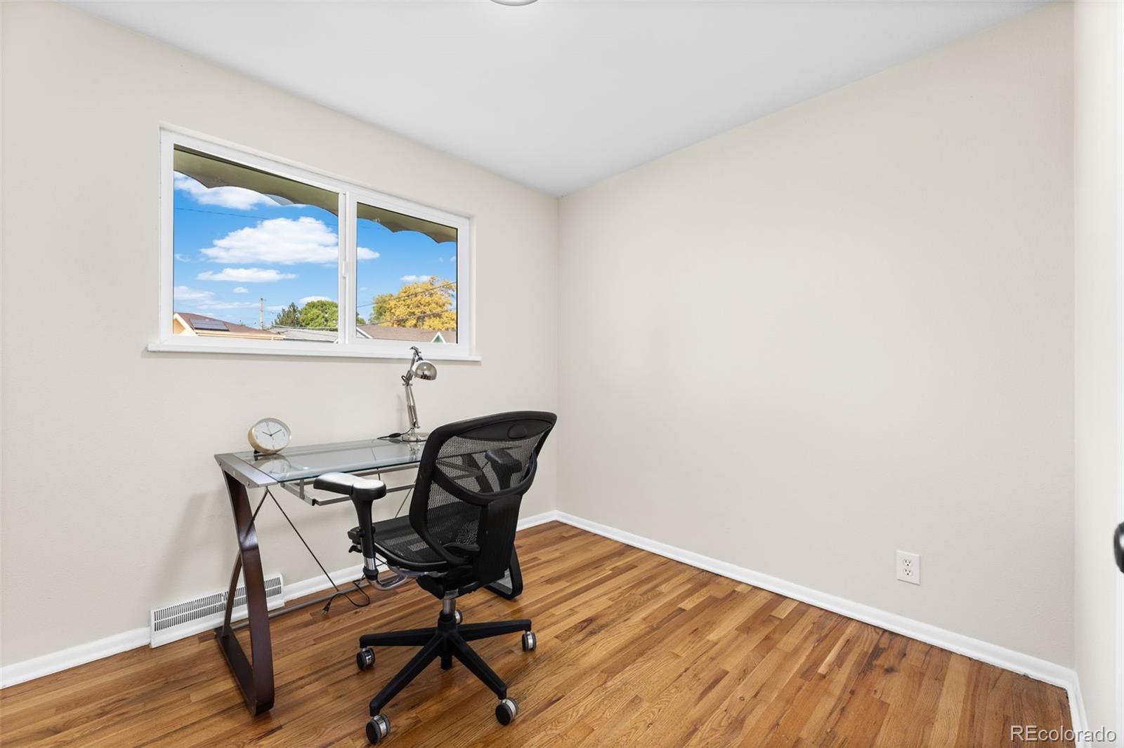 MLS Image #18 for 8420  dawson drive,denver, Colorado