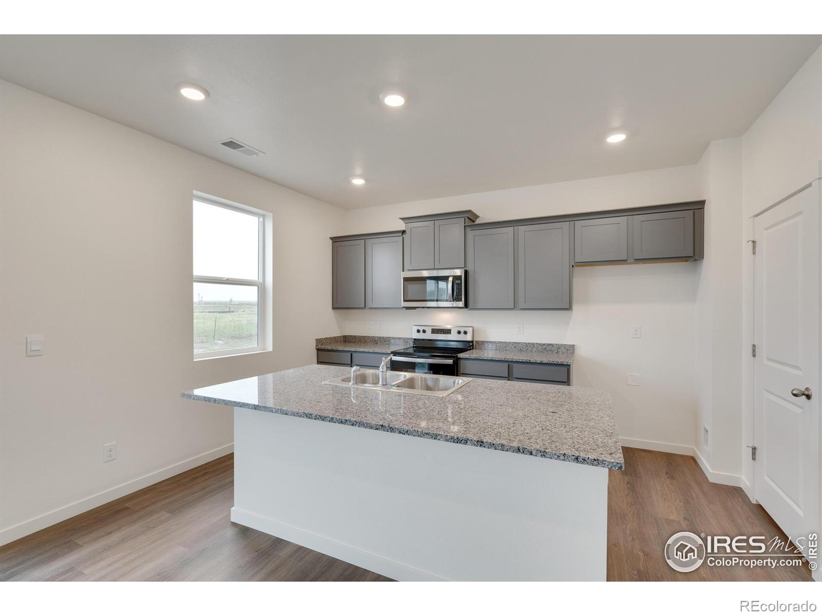 MLS Image #10 for 4746  thistle drive,brighton, Colorado