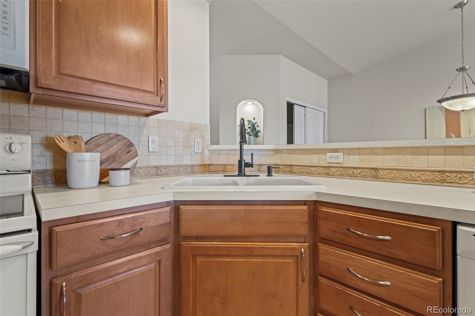 MLS Image #5 for 6212  kilmer loop,golden, Colorado