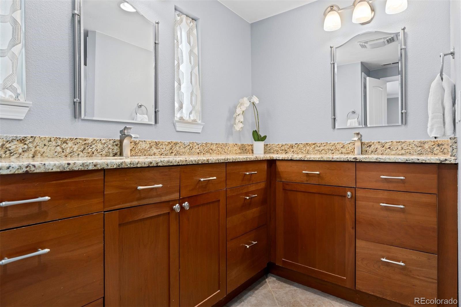 MLS Image #28 for 7260 e geddes place,centennial, Colorado