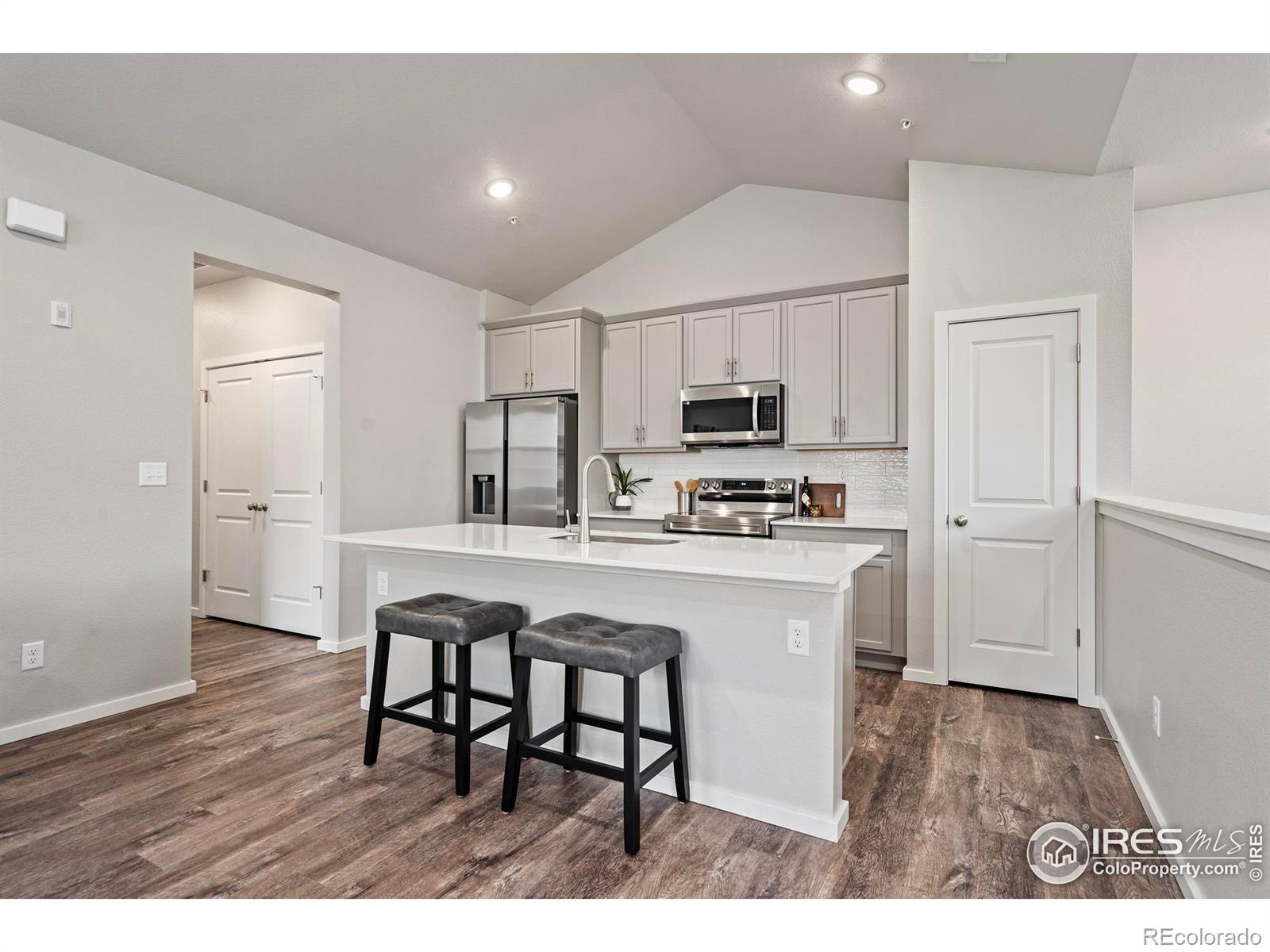 MLS Image #4 for 2110  setting sun drive,windsor, Colorado