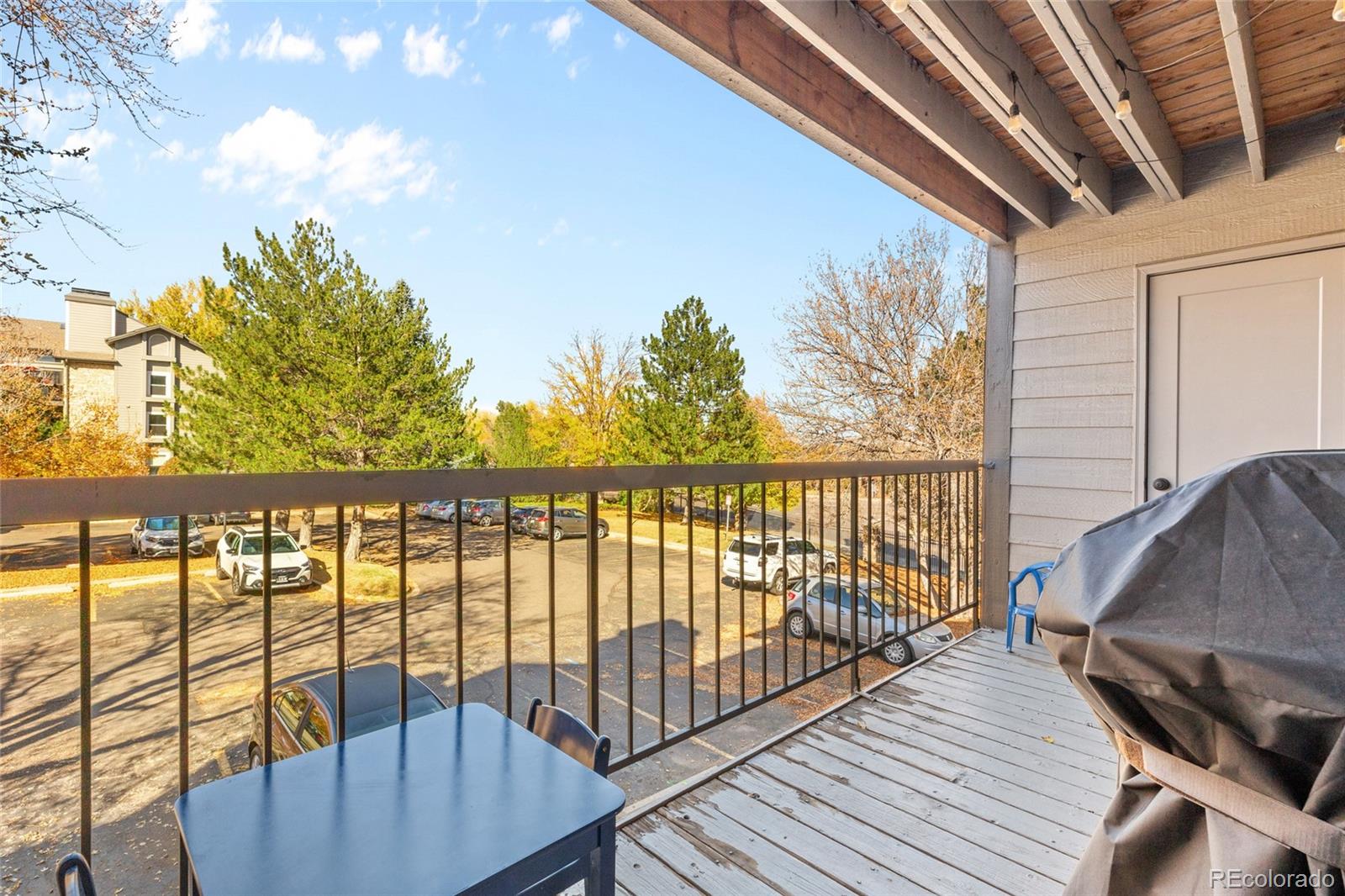 MLS Image #14 for 2575 s syracuse way,denver, Colorado