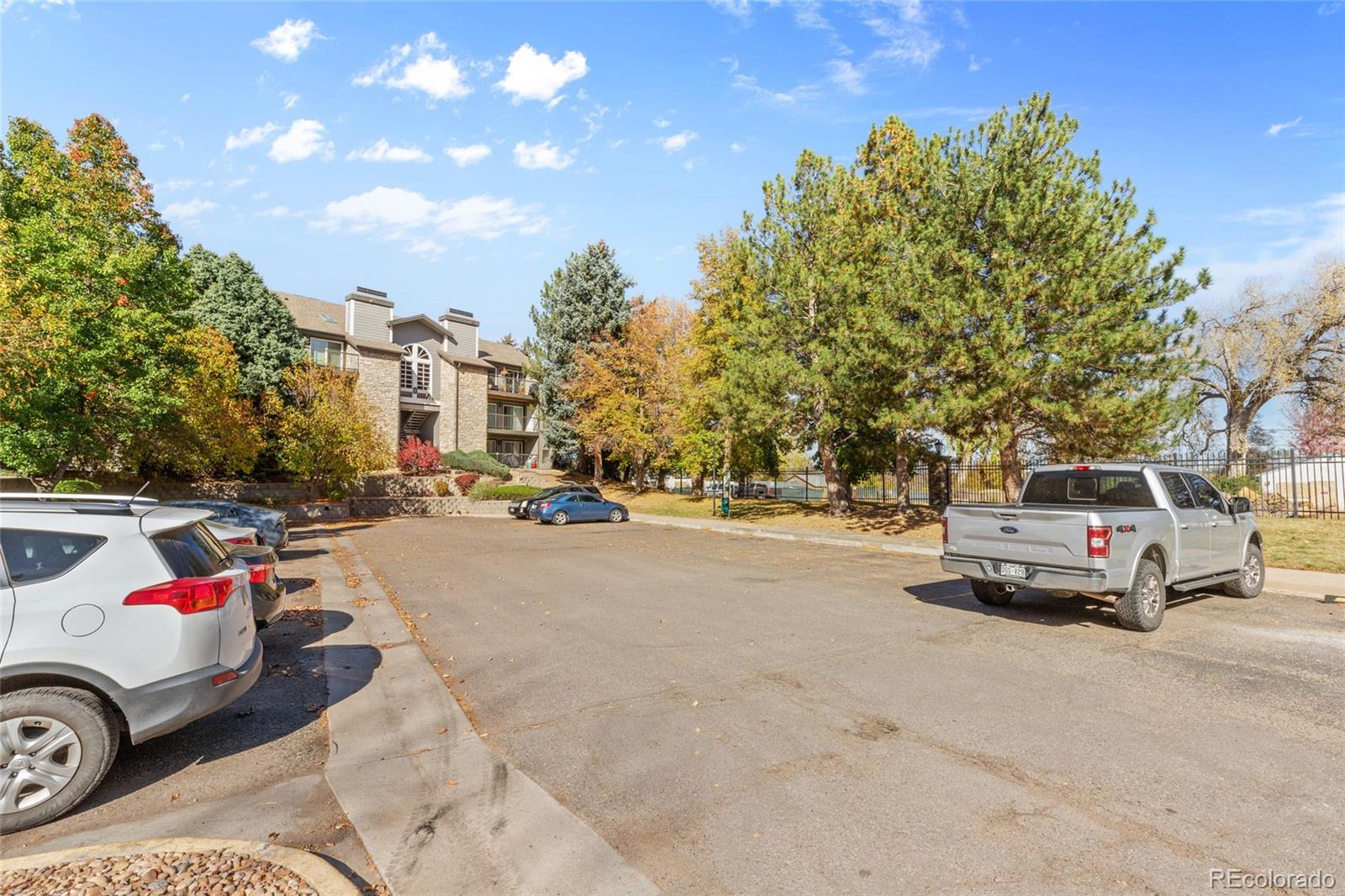 MLS Image #20 for 2575 s syracuse way,denver, Colorado