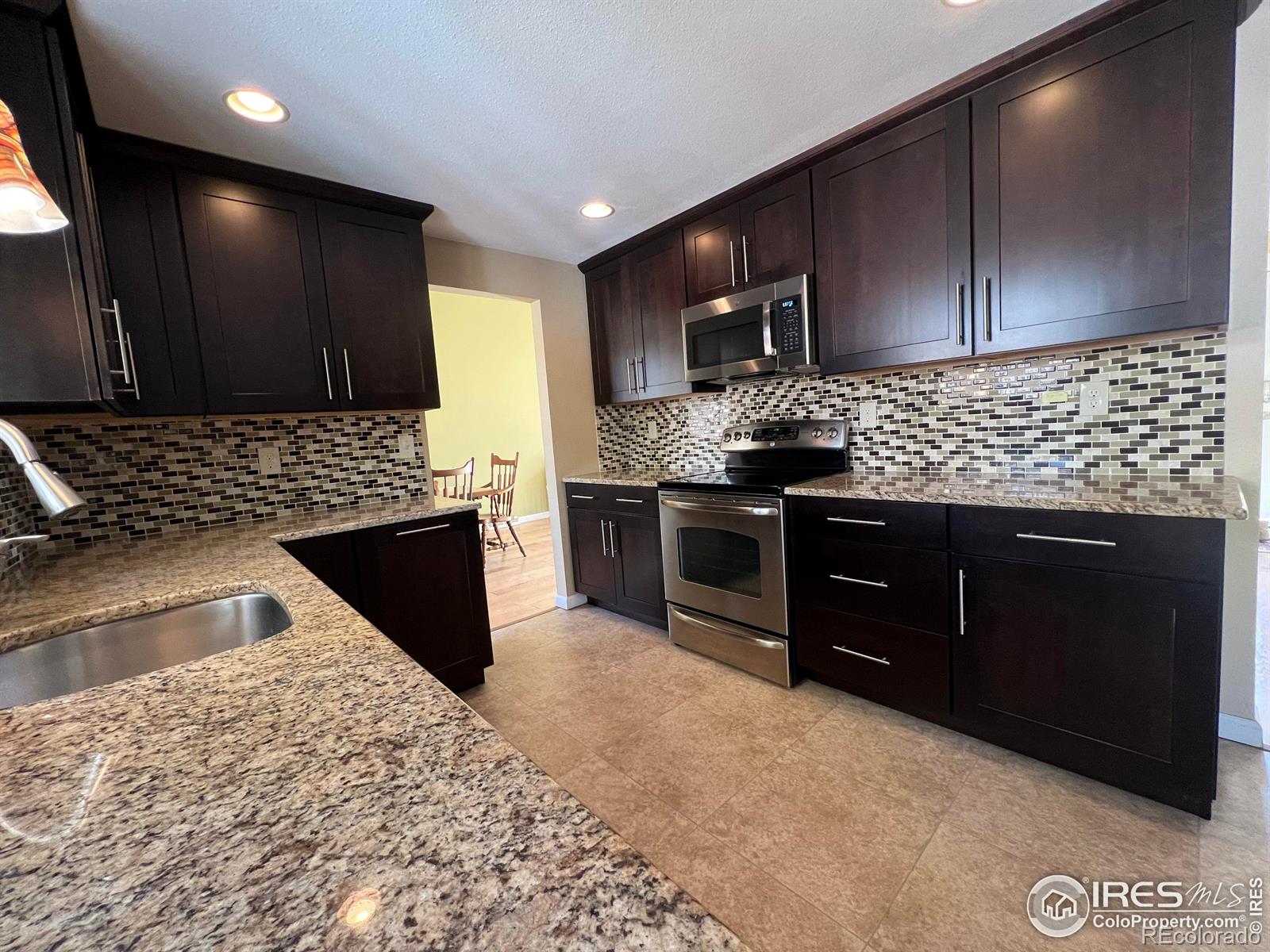 MLS Image #13 for 148  baylor way,longmont, Colorado