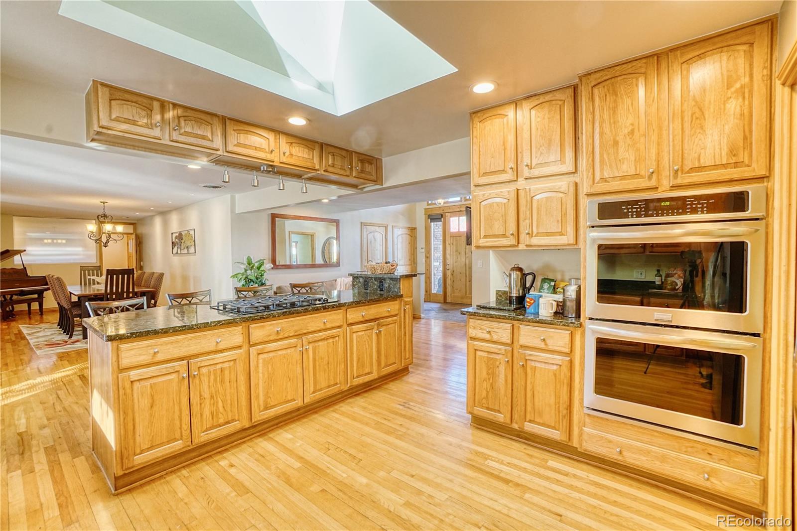 MLS Image #12 for 2549 s ivanhoe place,denver, Colorado