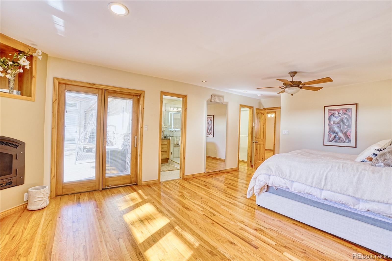 MLS Image #21 for 2549 s ivanhoe place,denver, Colorado