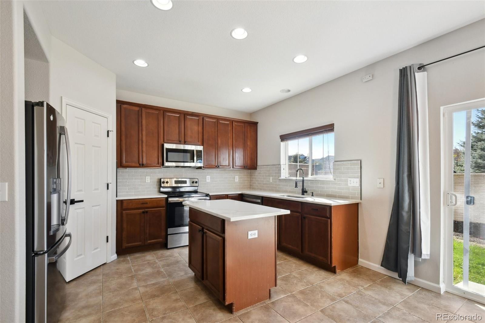 MLS Image #6 for 5601 s biloxi way,aurora, Colorado