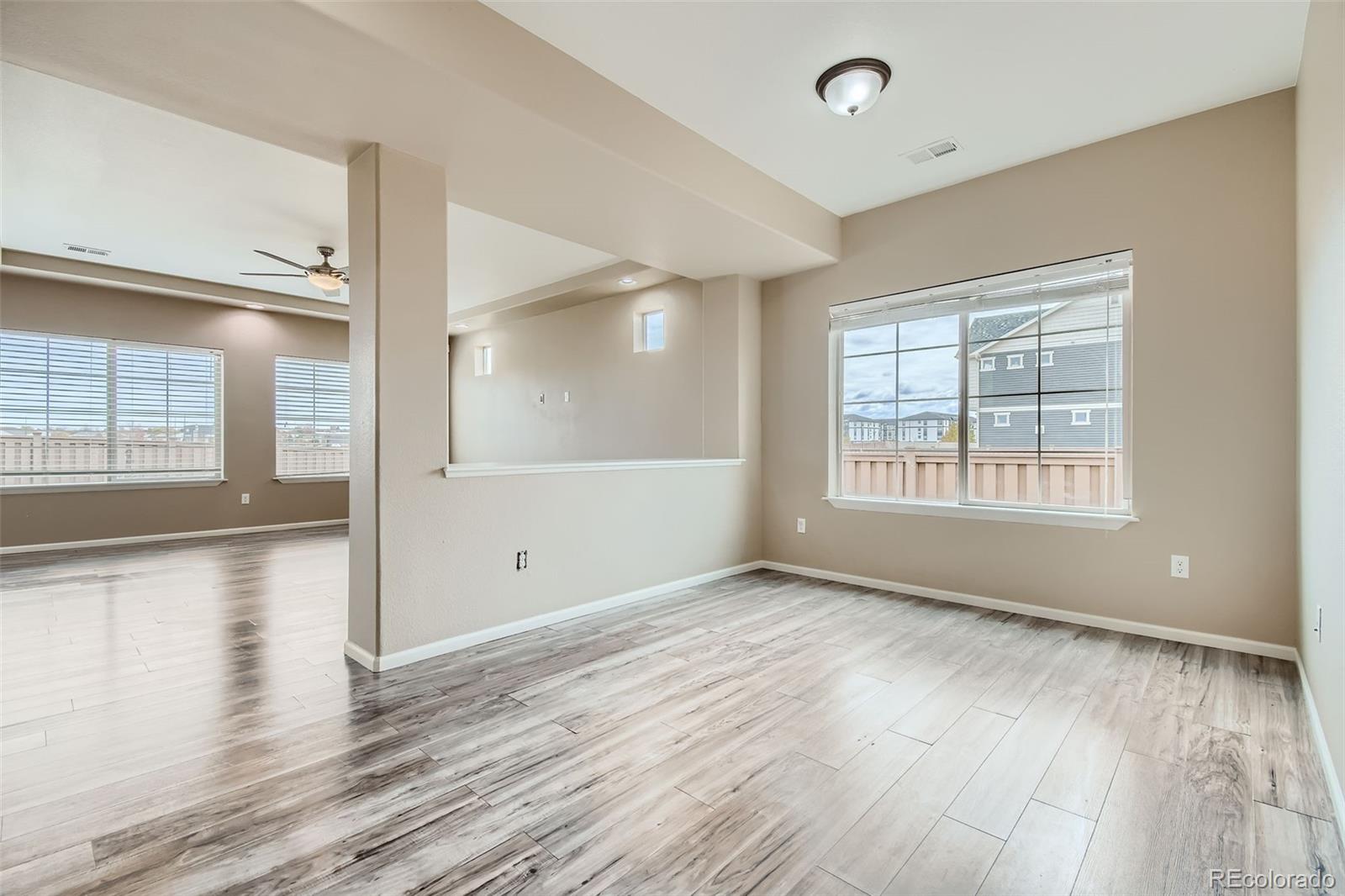 MLS Image #6 for 4608  walden way,denver, Colorado