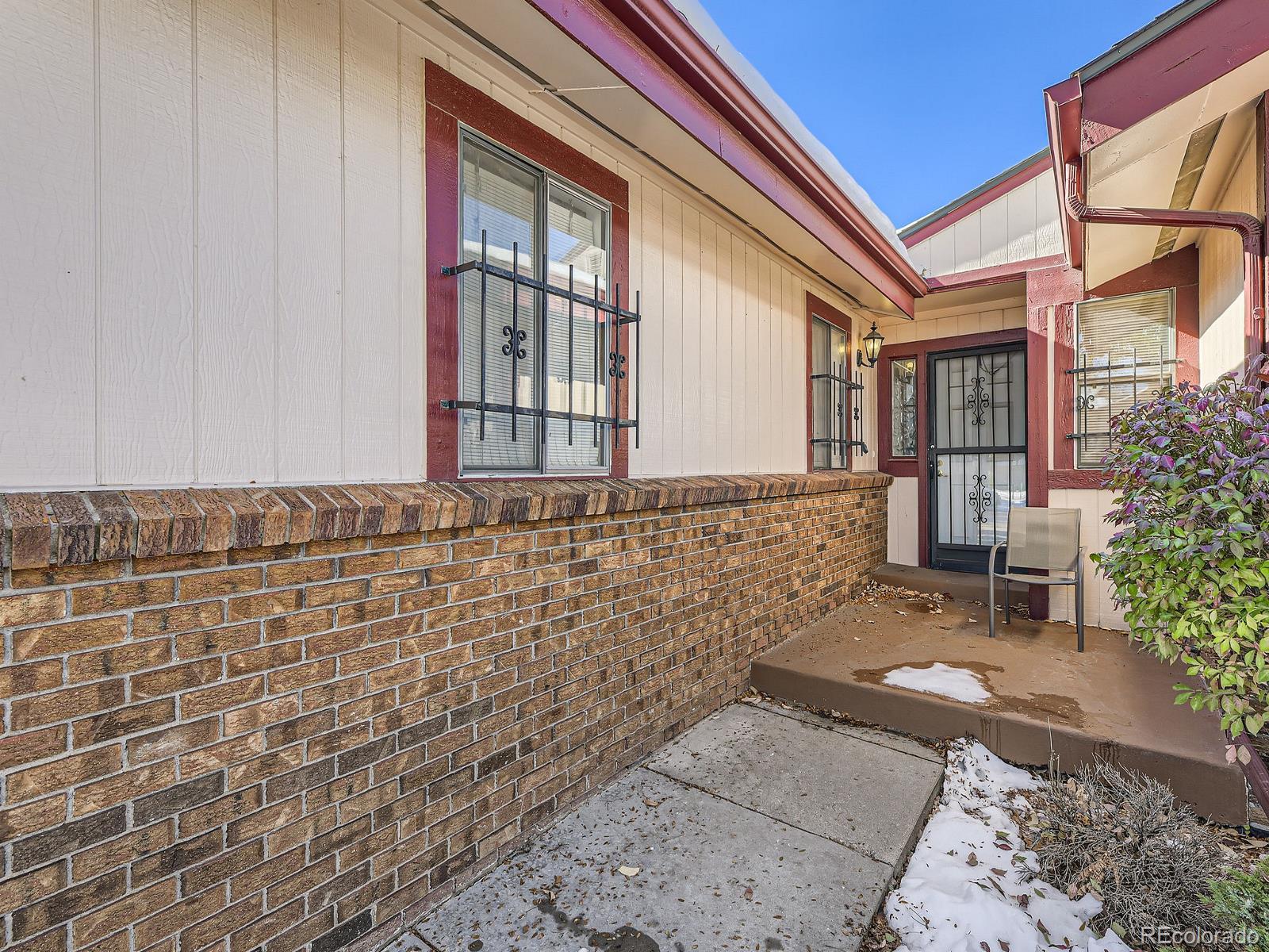 MLS Image #3 for 11946 e maple avenue,aurora, Colorado