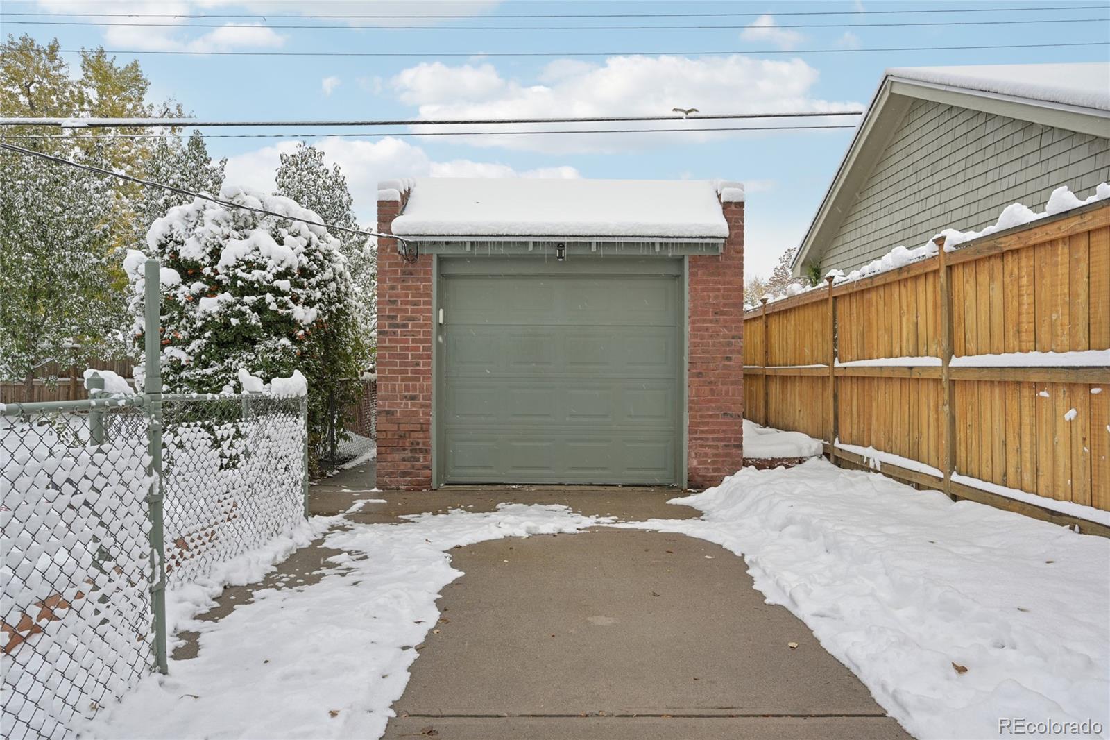 MLS Image #36 for 1120  holly street,denver, Colorado