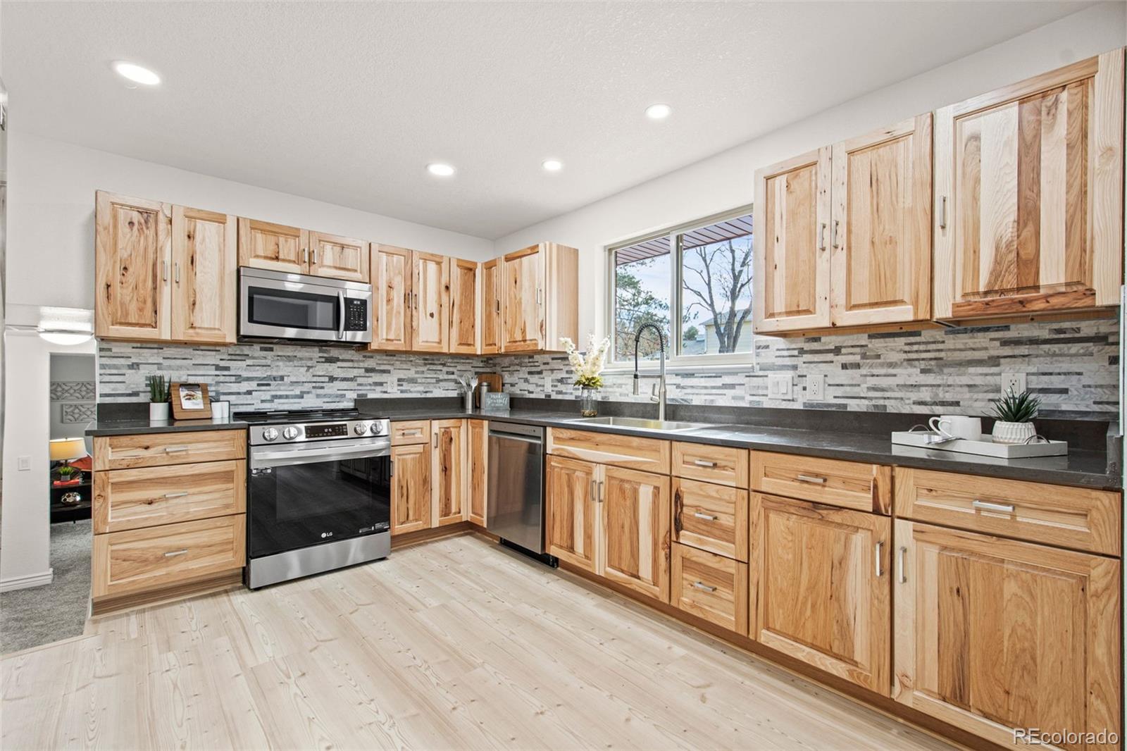 MLS Image #10 for 6250 w maplewood place,littleton, Colorado