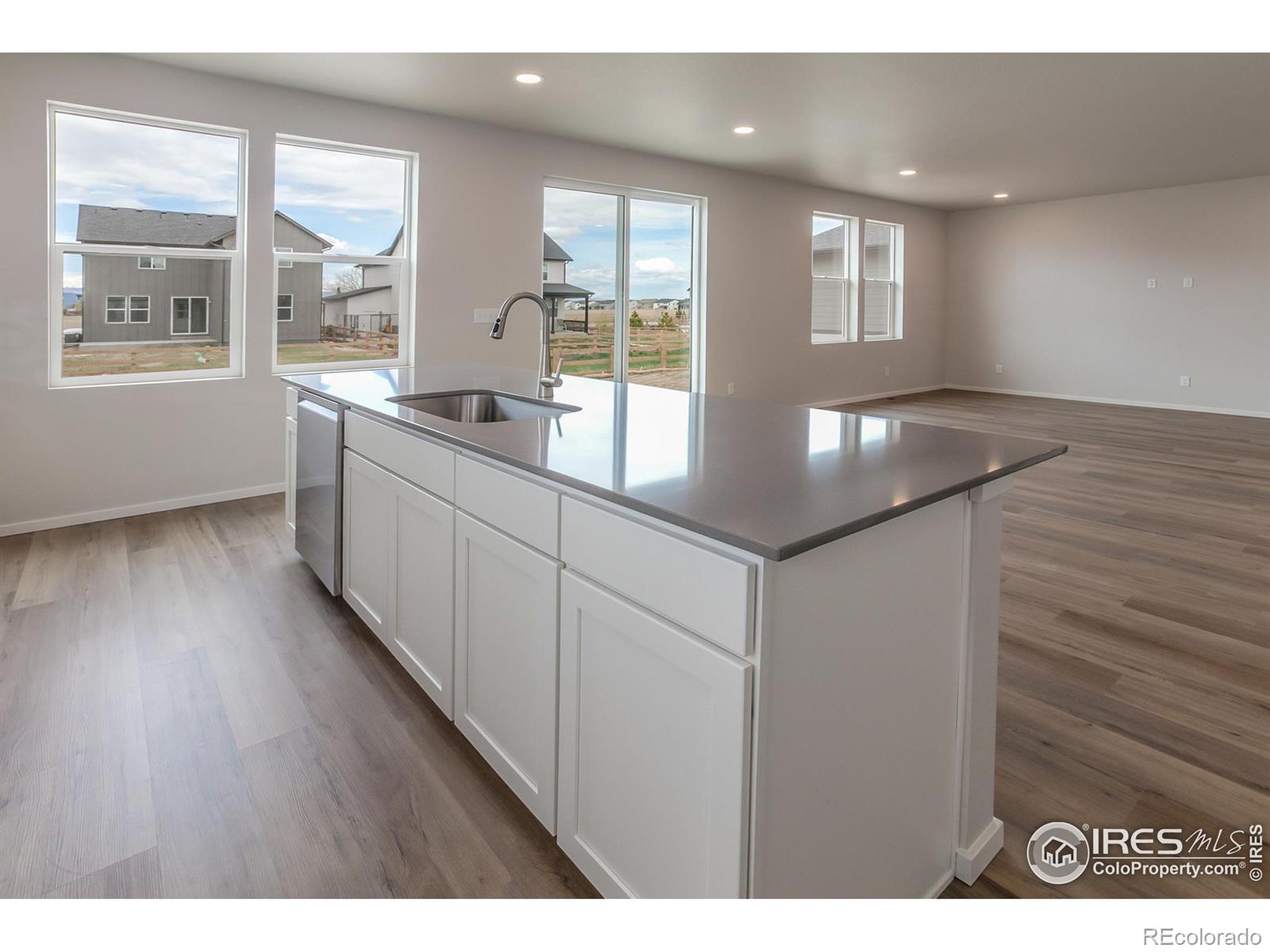 MLS Image #8 for 6013  saddle horn drive,timnath, Colorado