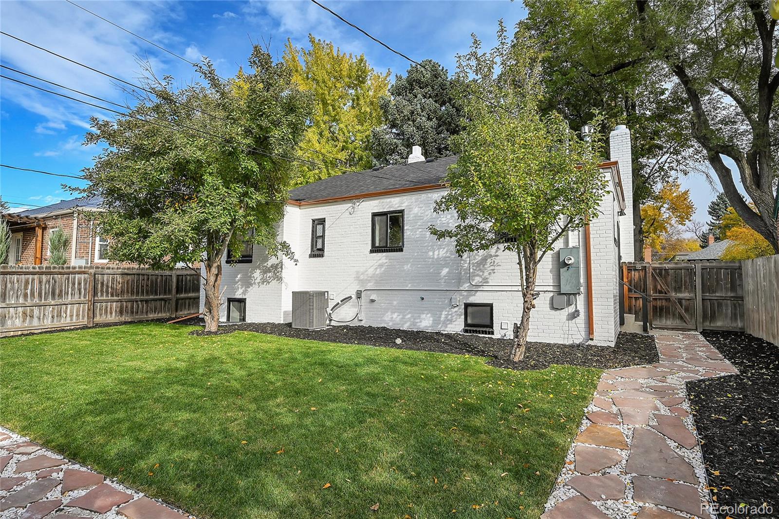 MLS Image #38 for 1355  locust street,denver, Colorado