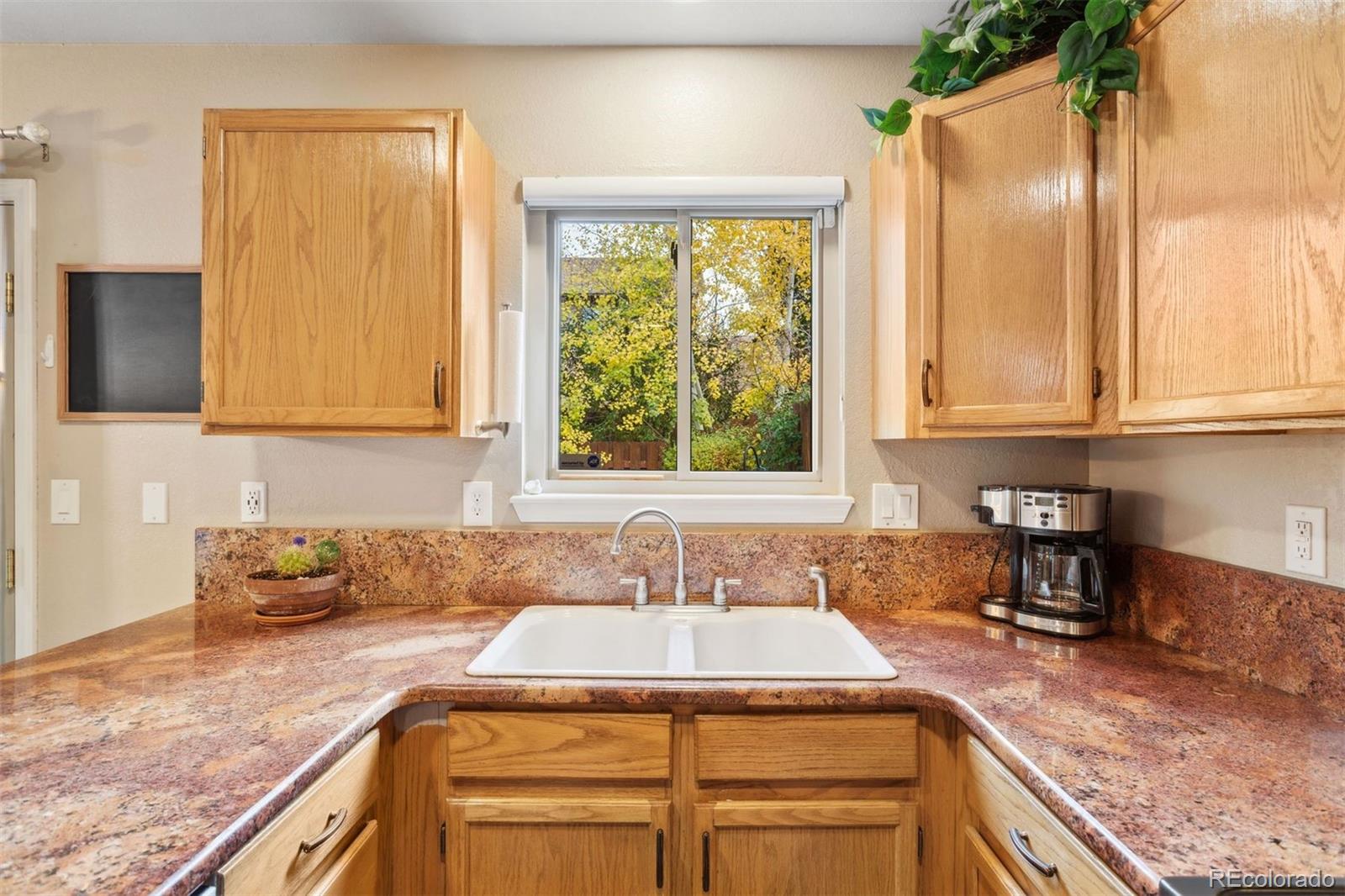 MLS Image #6 for 1521  shane circle,colorado springs, Colorado