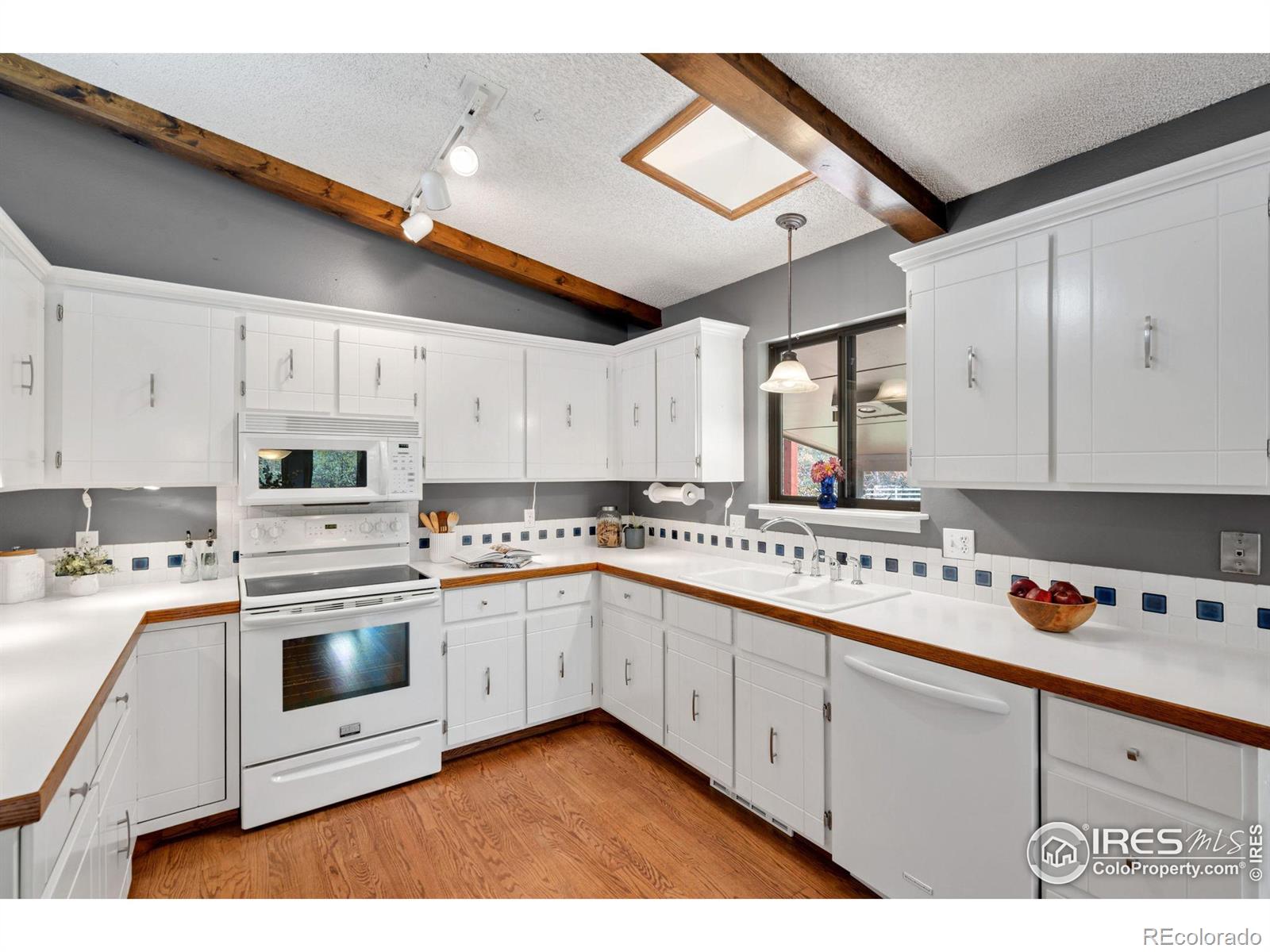 MLS Image #11 for 1512  knotwood court,fort collins, Colorado