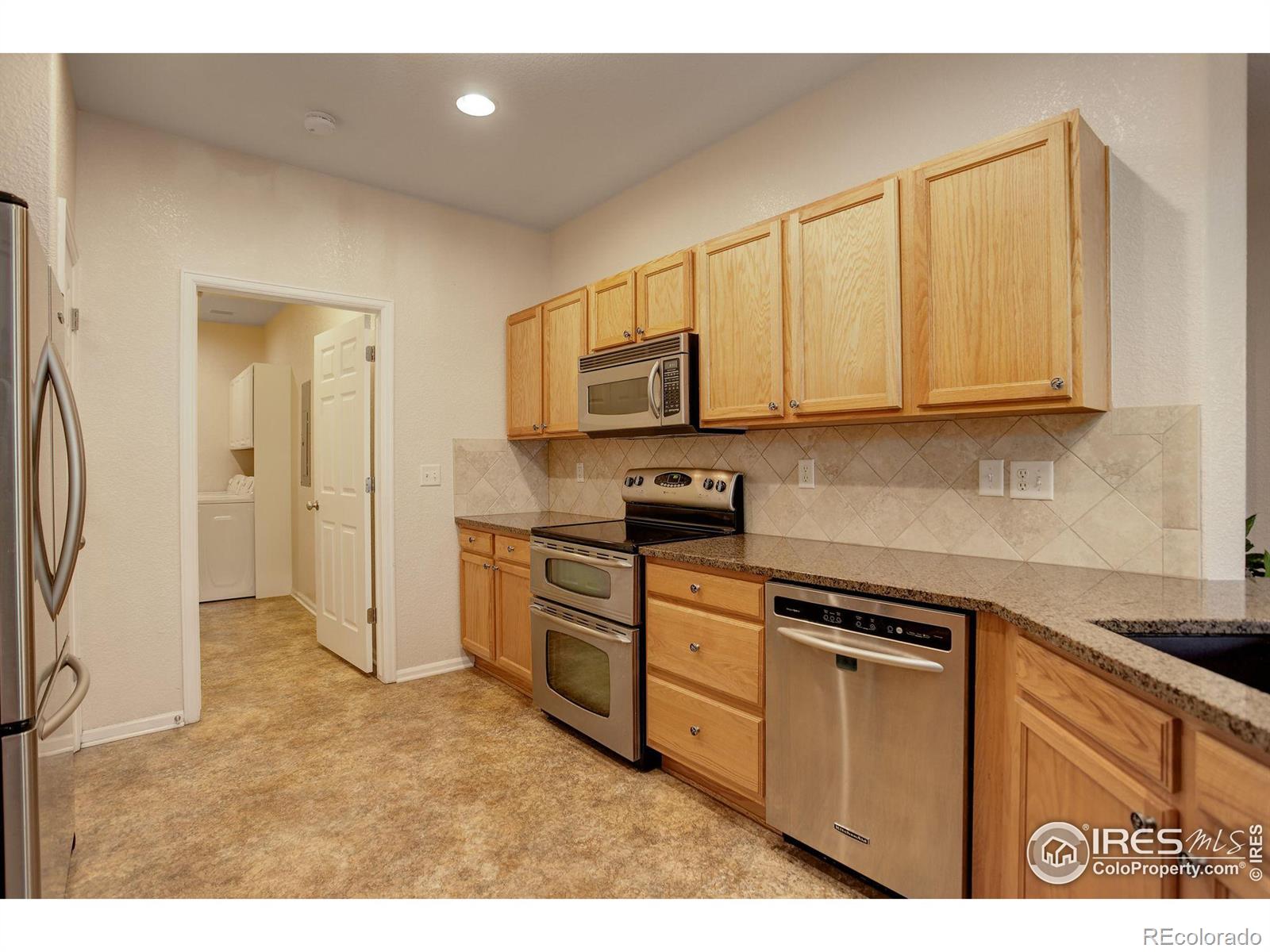 MLS Image #9 for 13849  legend trail,broomfield, Colorado