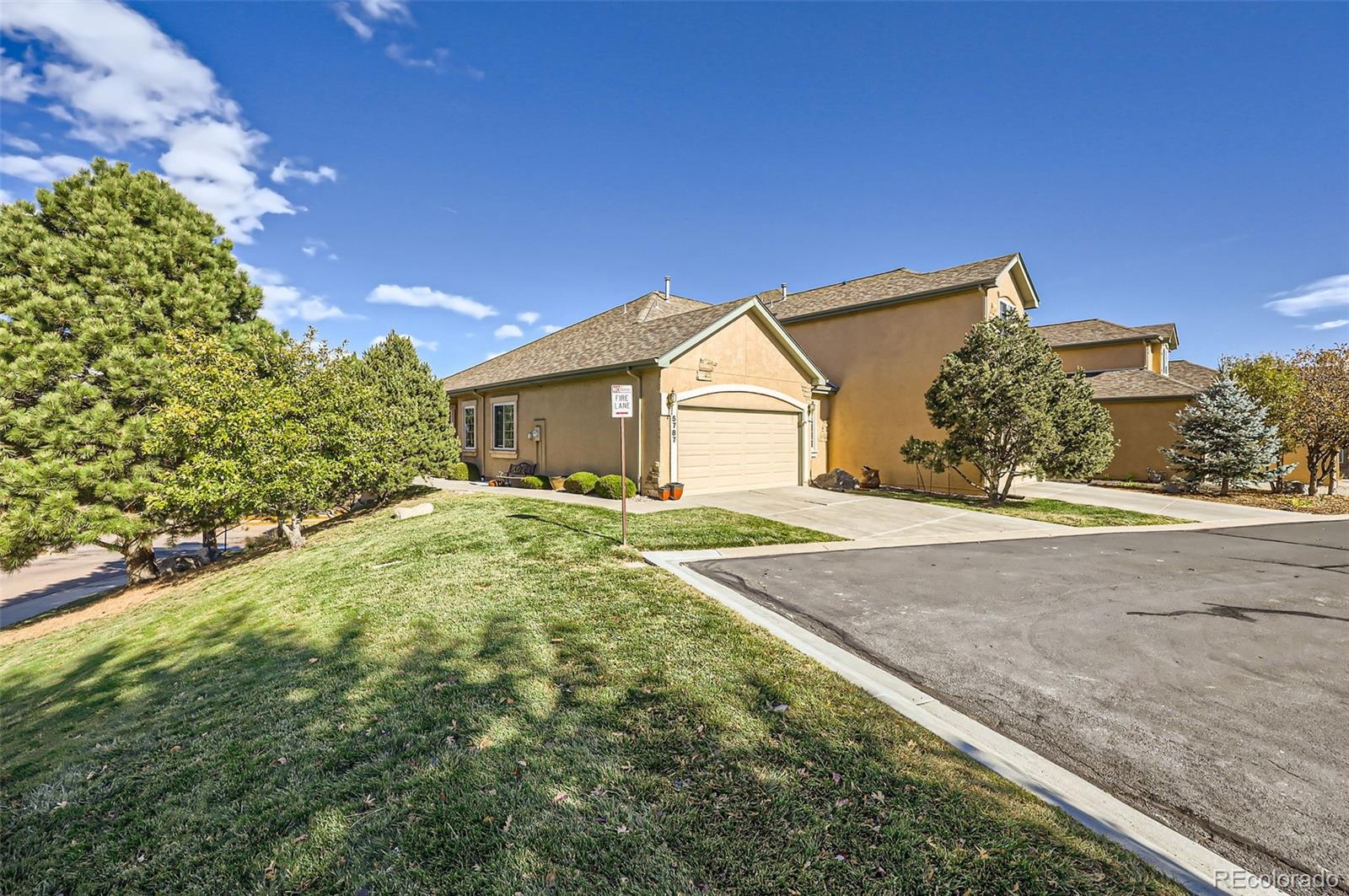 MLS Image #2 for 5787  sonnet heights,colorado springs, Colorado