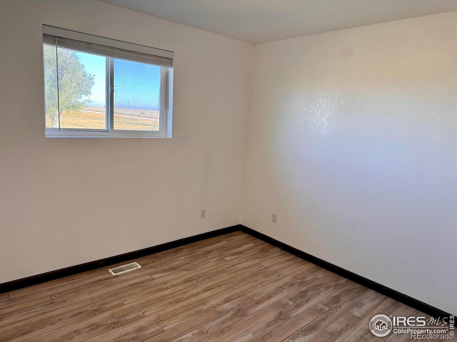 MLS Image #17 for 15581  county road 83 ,fleming, Colorado