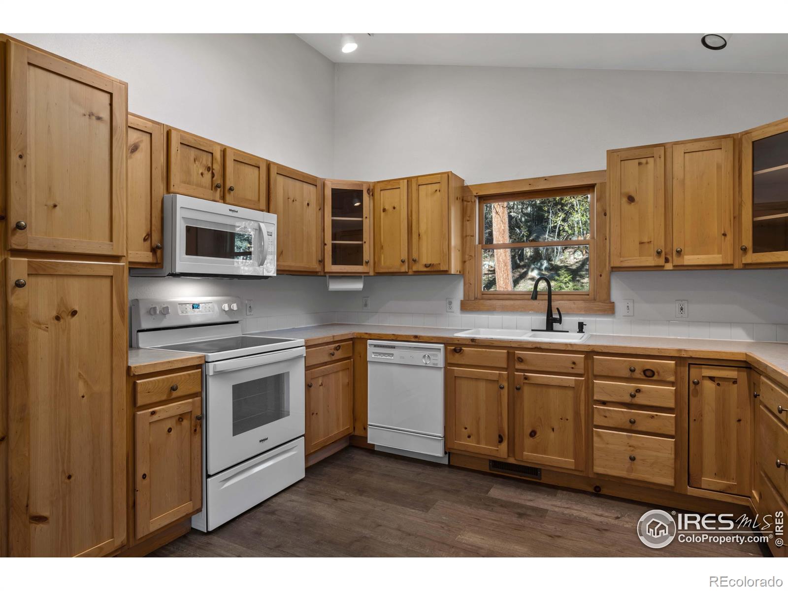 MLS Image #17 for 31  cedar drive,lyons, Colorado