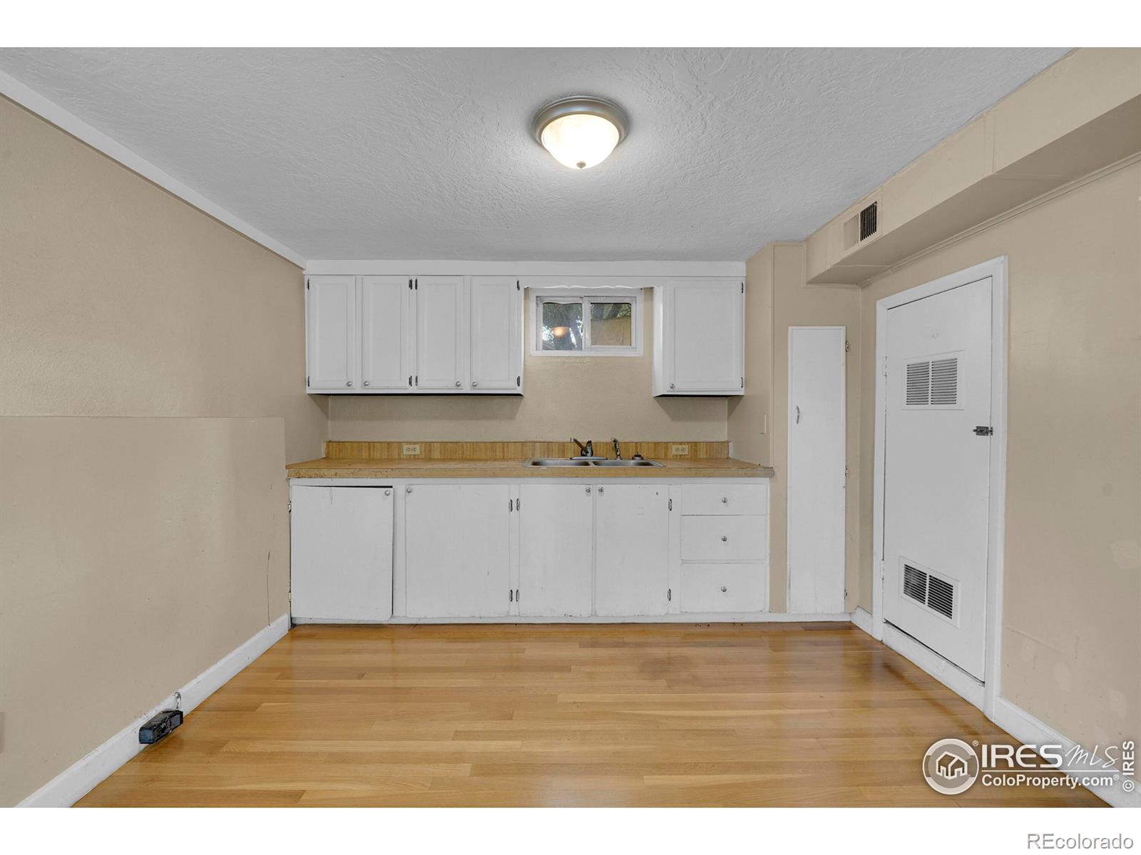 MLS Image #5 for 830  31st avenue,greeley, Colorado