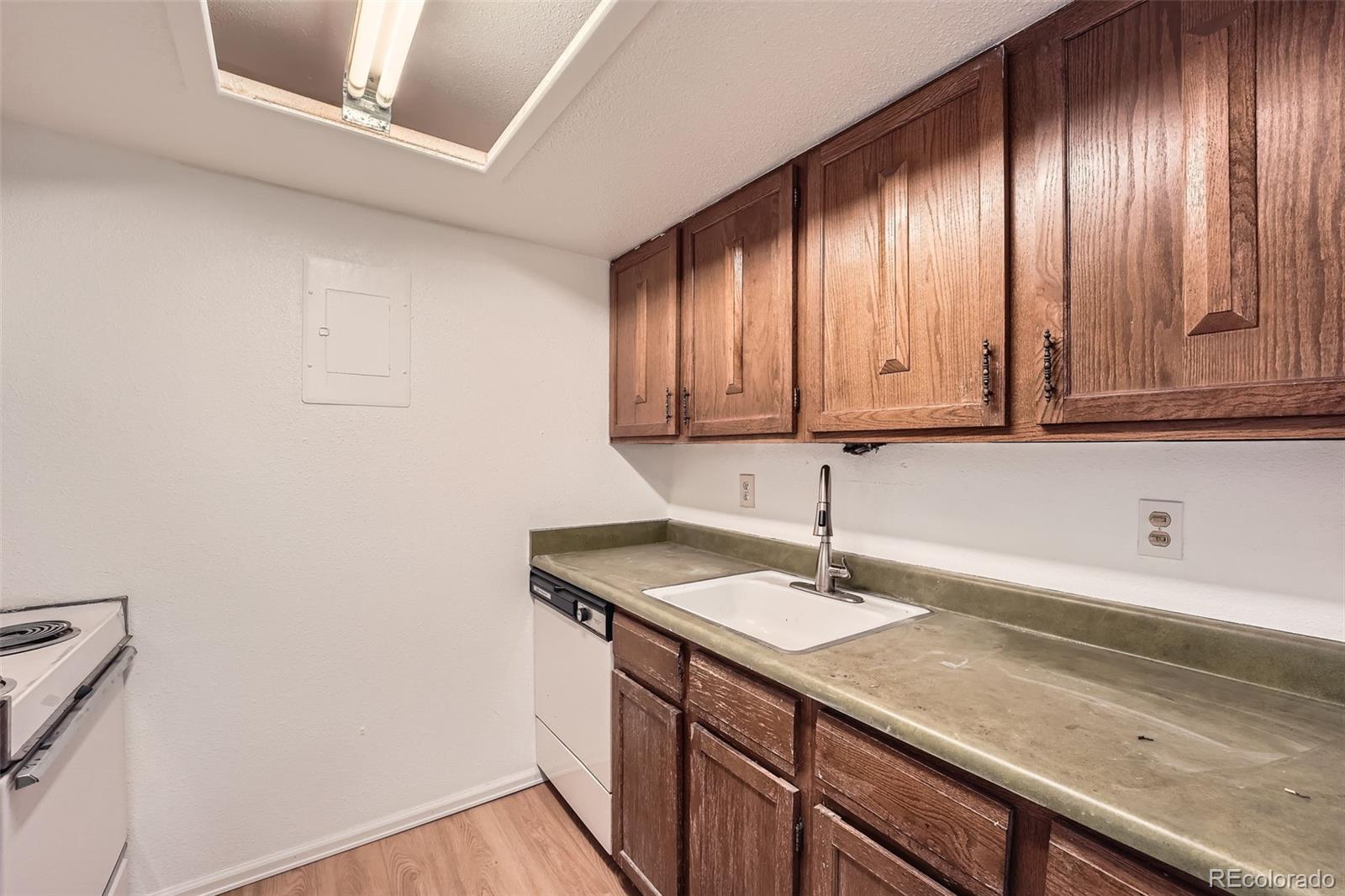 MLS Image #10 for 1150  golden circle 511,golden, Colorado