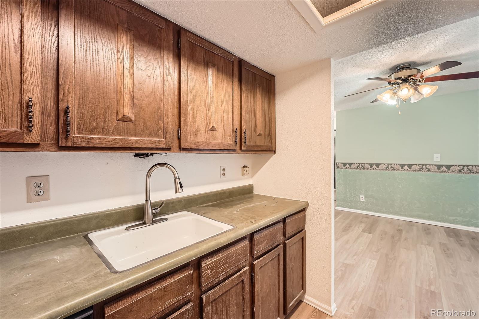 MLS Image #11 for 1150  golden circle 511,golden, Colorado