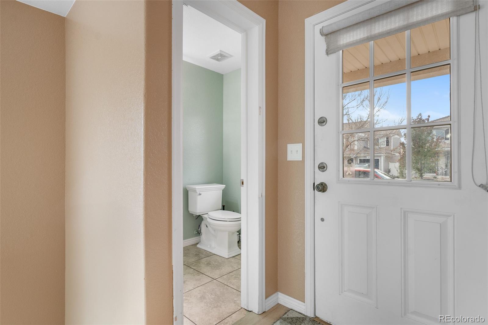 MLS Image #14 for 5552  flanders way,denver, Colorado