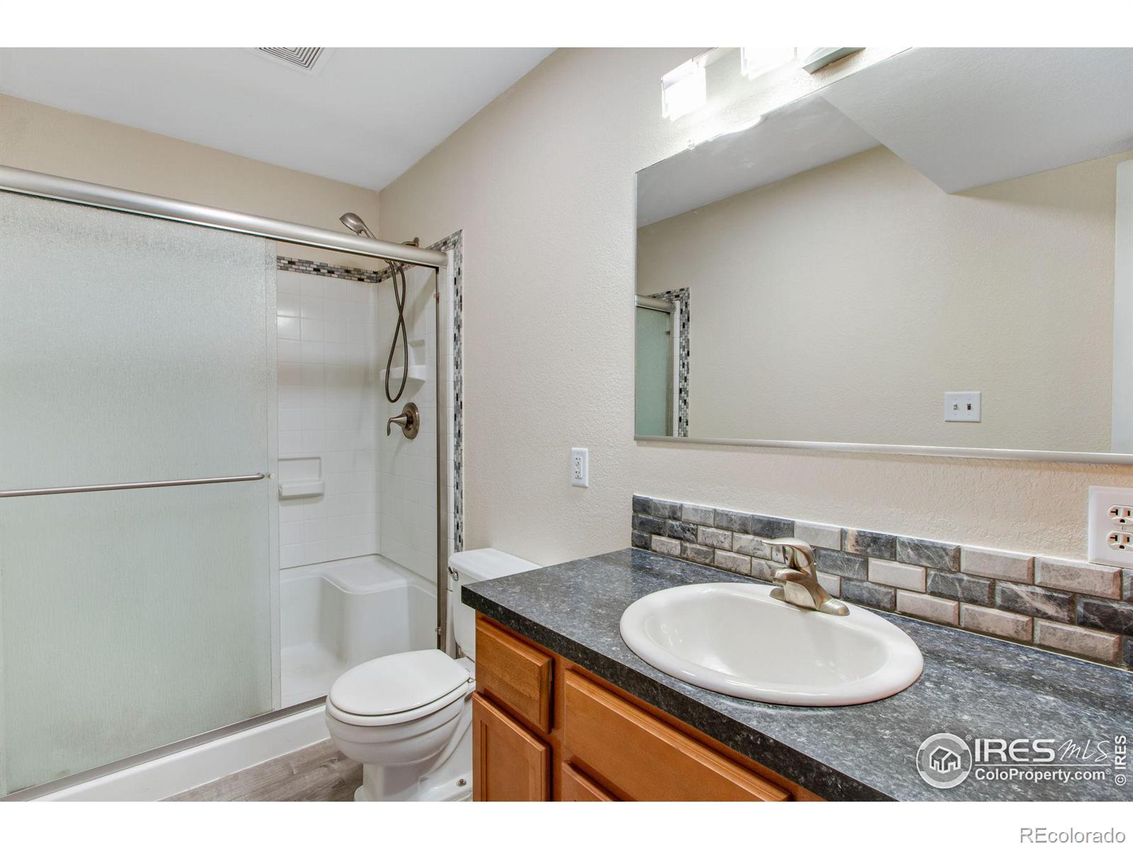 MLS Image #13 for 1611  42nd street,evans, Colorado