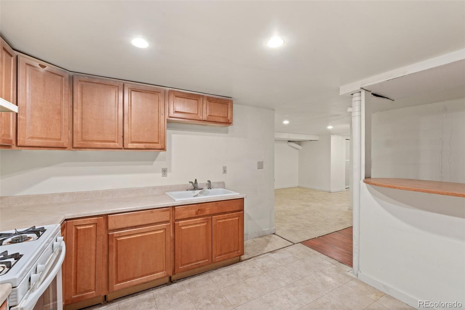 MLS Image #12 for 1561  newton street,denver, Colorado