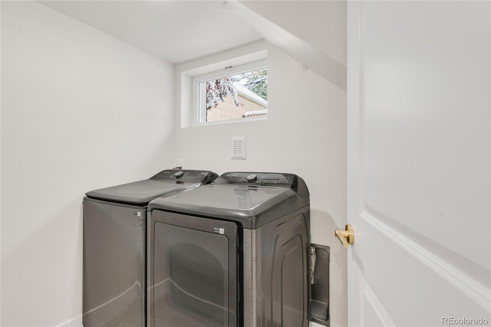 MLS Image #32 for 1553  cherry street,denver, Colorado