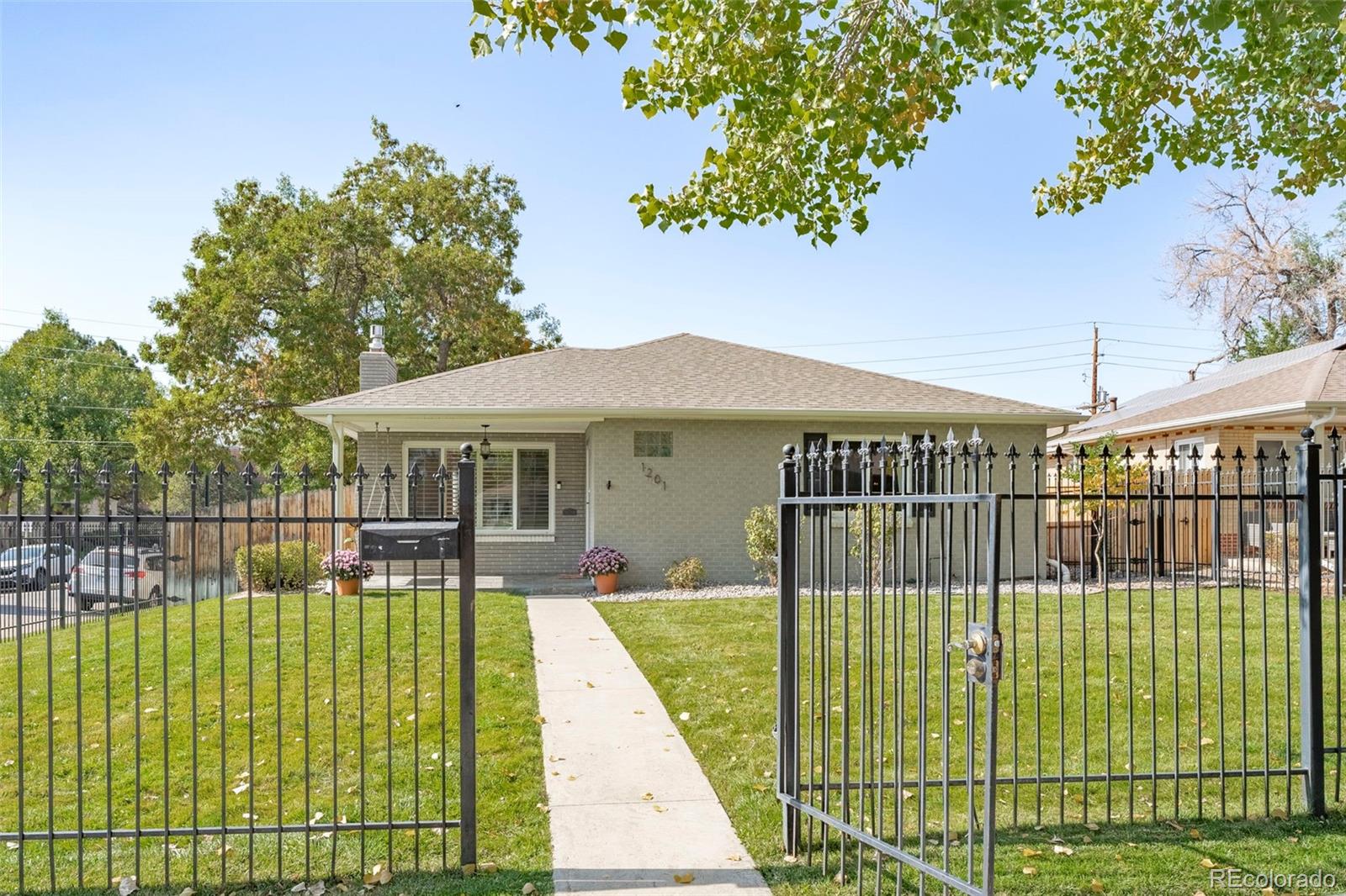 MLS Image #2 for 1201  cherry street,denver, Colorado