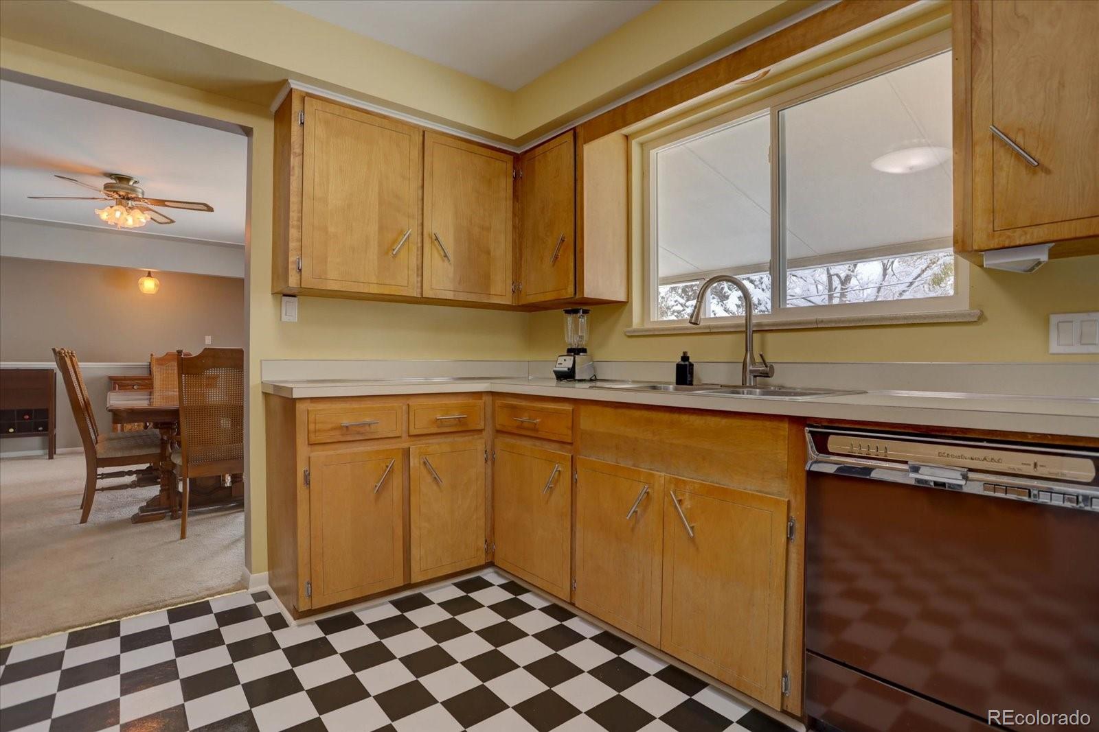 MLS Image #12 for 2775 s eaton way,denver, Colorado