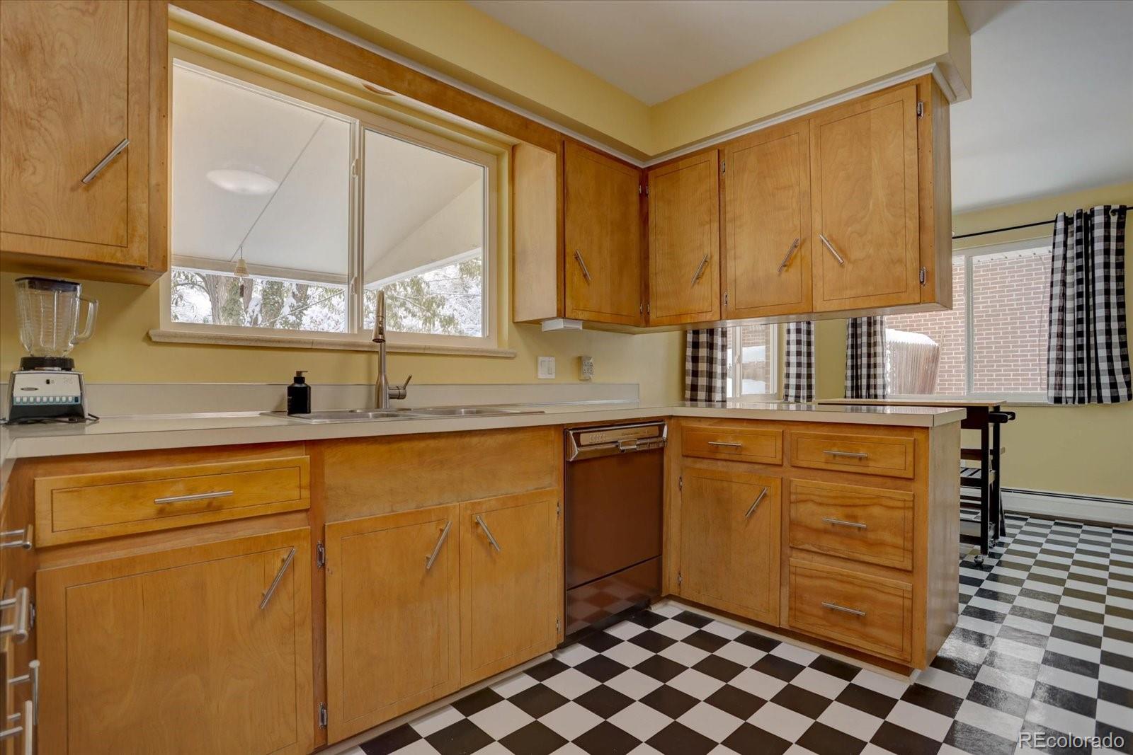 MLS Image #9 for 2775 s eaton way,denver, Colorado