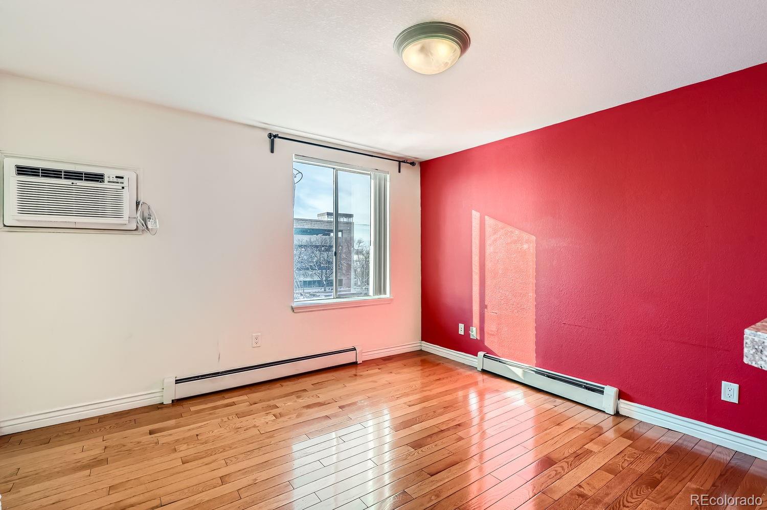 MLS Image #2 for 1833 n williams street,denver, Colorado