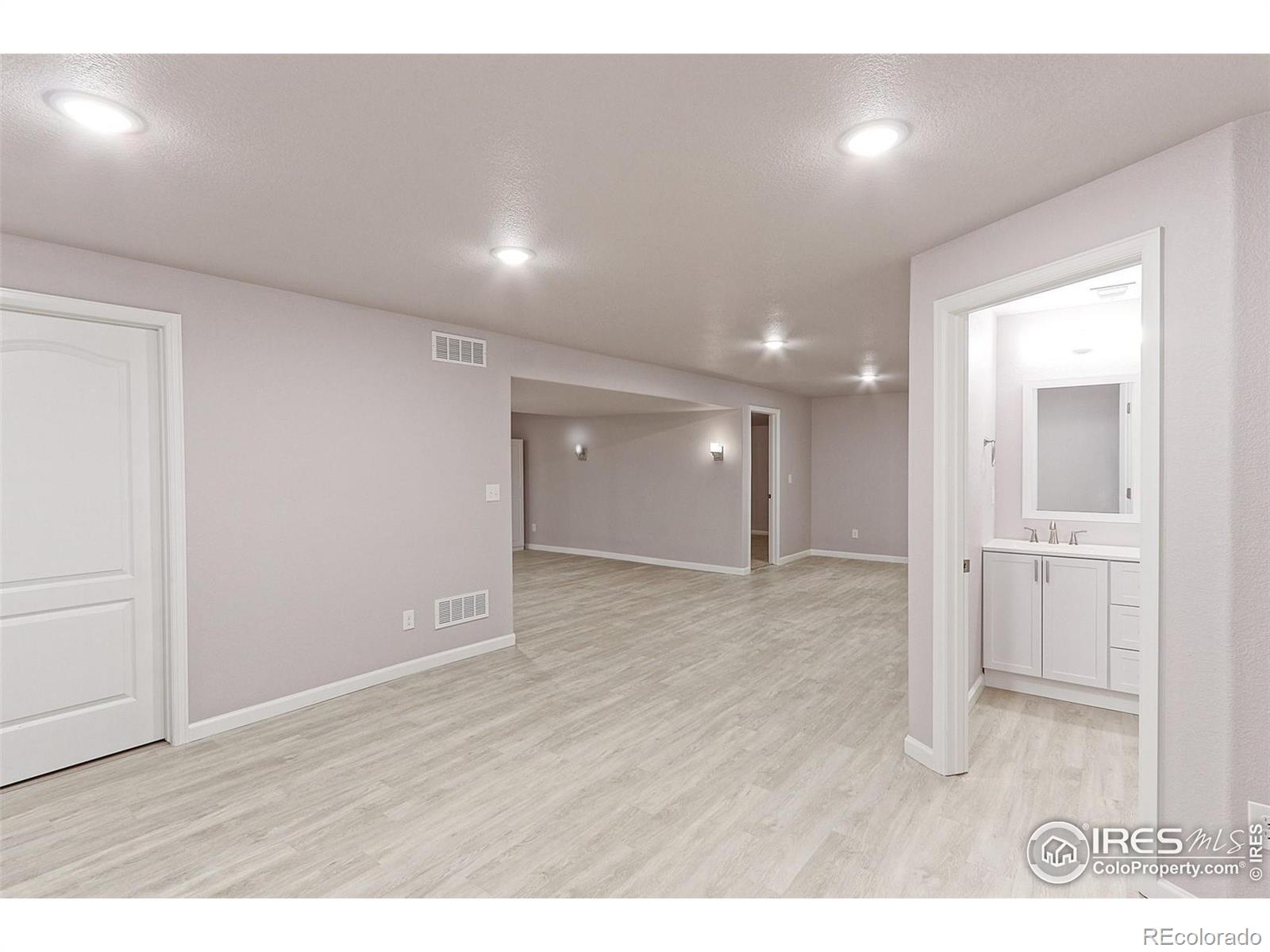 MLS Image #20 for 2347 e 126th loop,thornton, Colorado