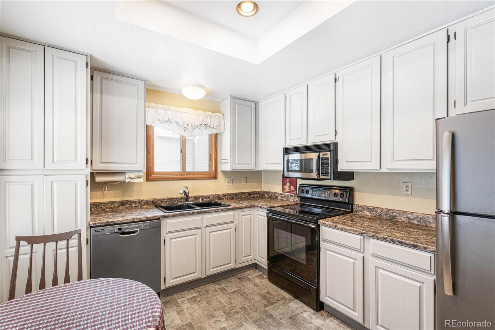 MLS Image #10 for 12715 w 67th way,arvada, Colorado