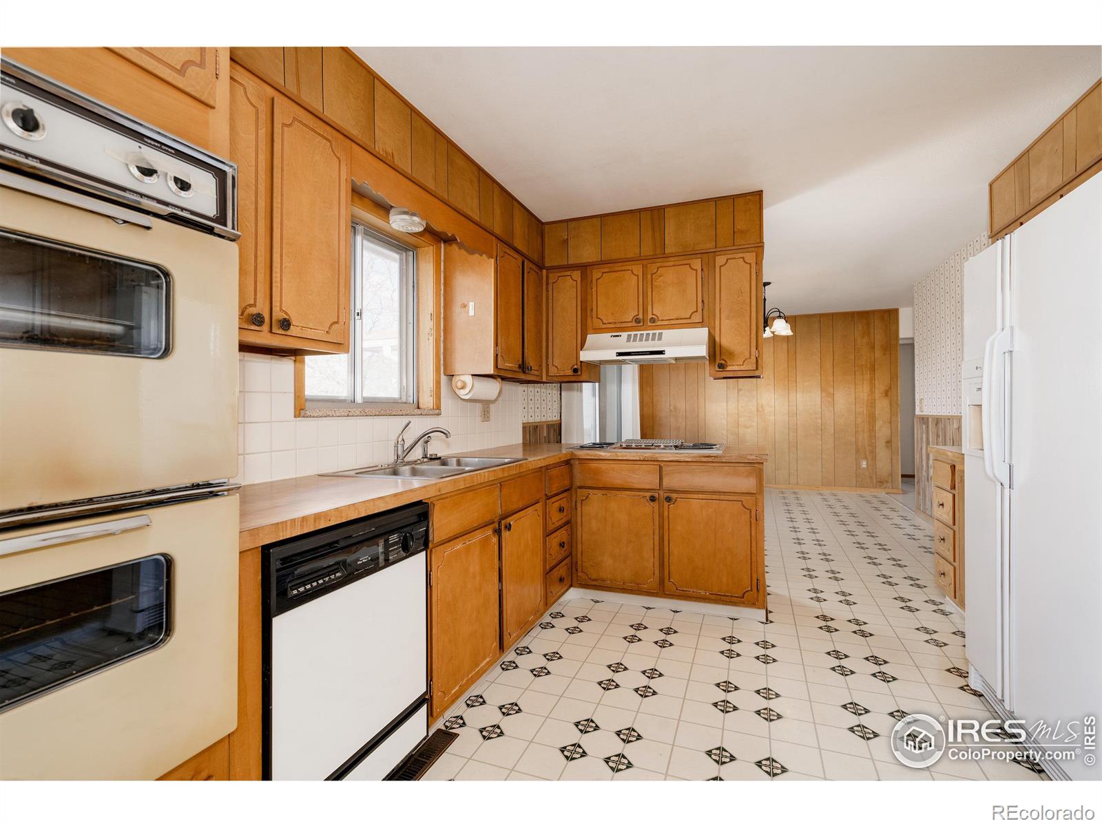 MLS Image #10 for 8895  morton road,niwot, Colorado