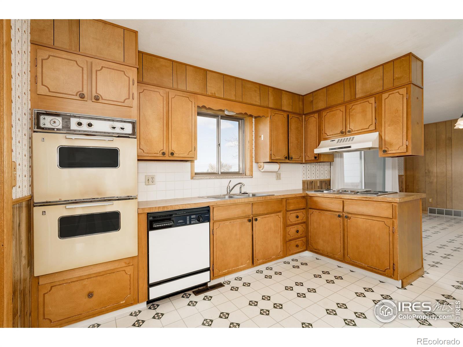 MLS Image #12 for 8895  morton road,niwot, Colorado