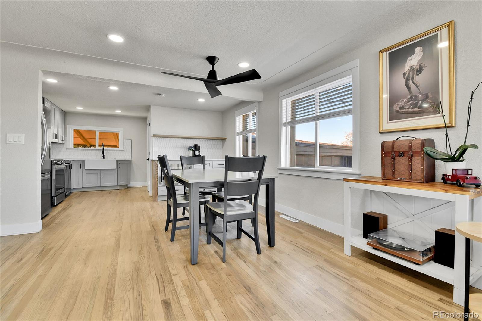 MLS Image #7 for 305 s carr street,lakewood, Colorado