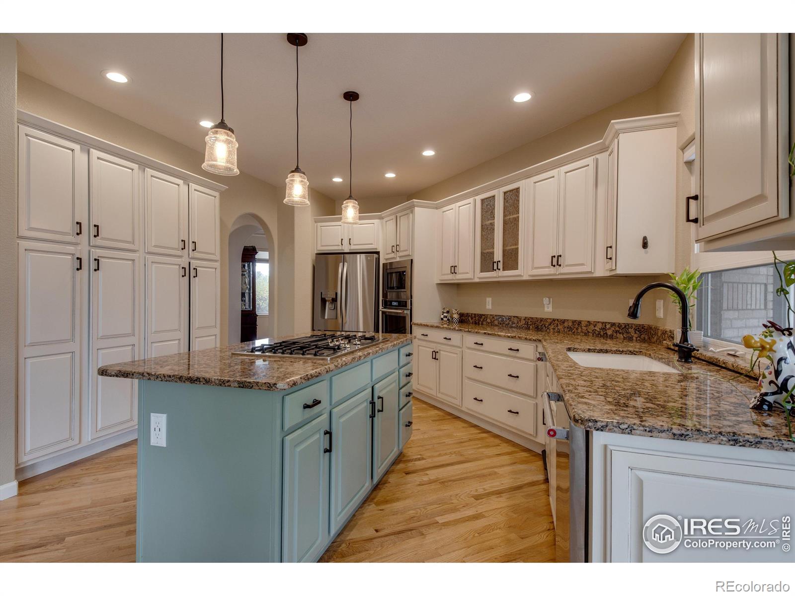 MLS Image #11 for 210  grand view circle,mead, Colorado