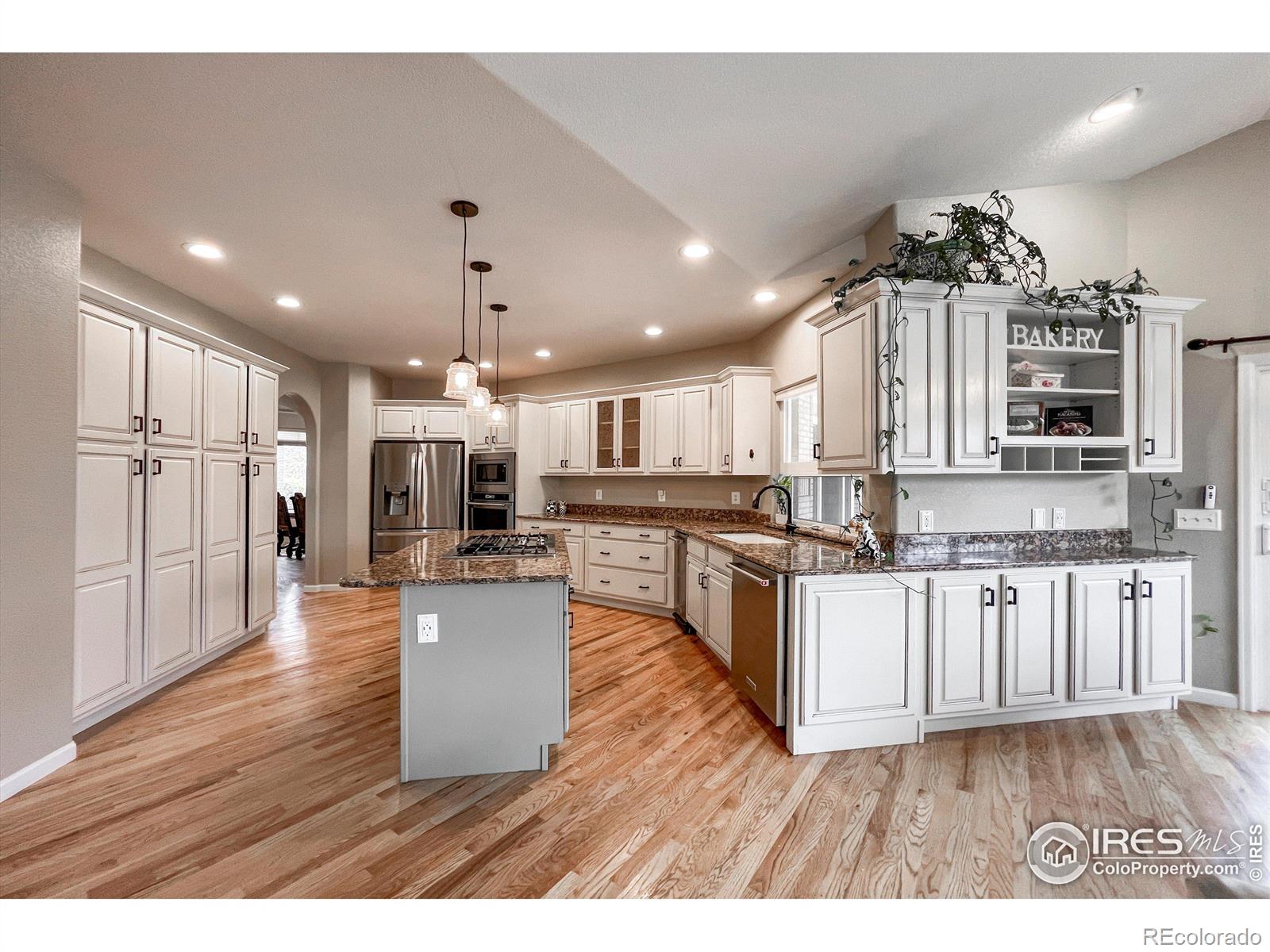 MLS Image #12 for 210  grand view circle,mead, Colorado