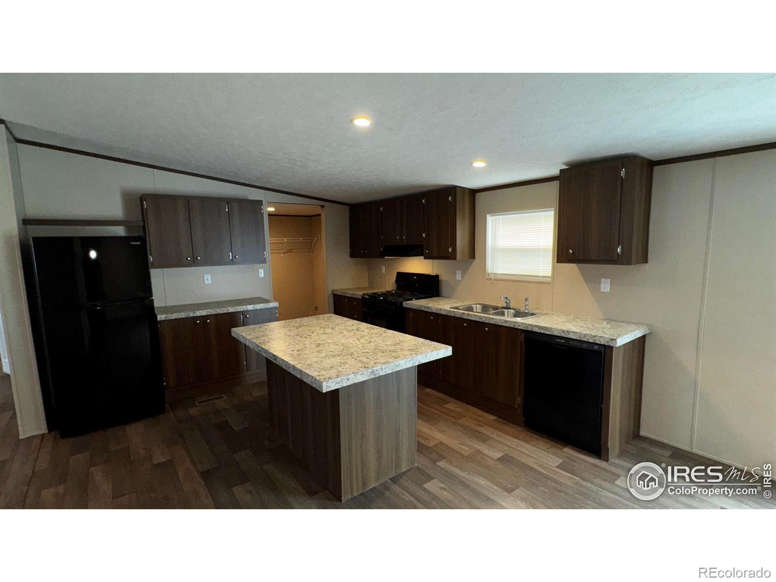 MLS Image #2 for 4709  yellowstone drive,greeley, Colorado