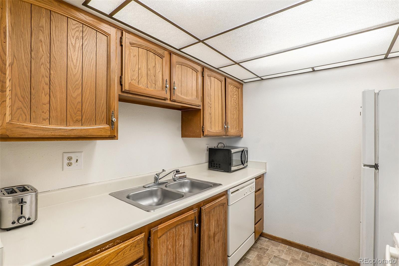 MLS Image #3 for 14436 e 1st drive,aurora, Colorado